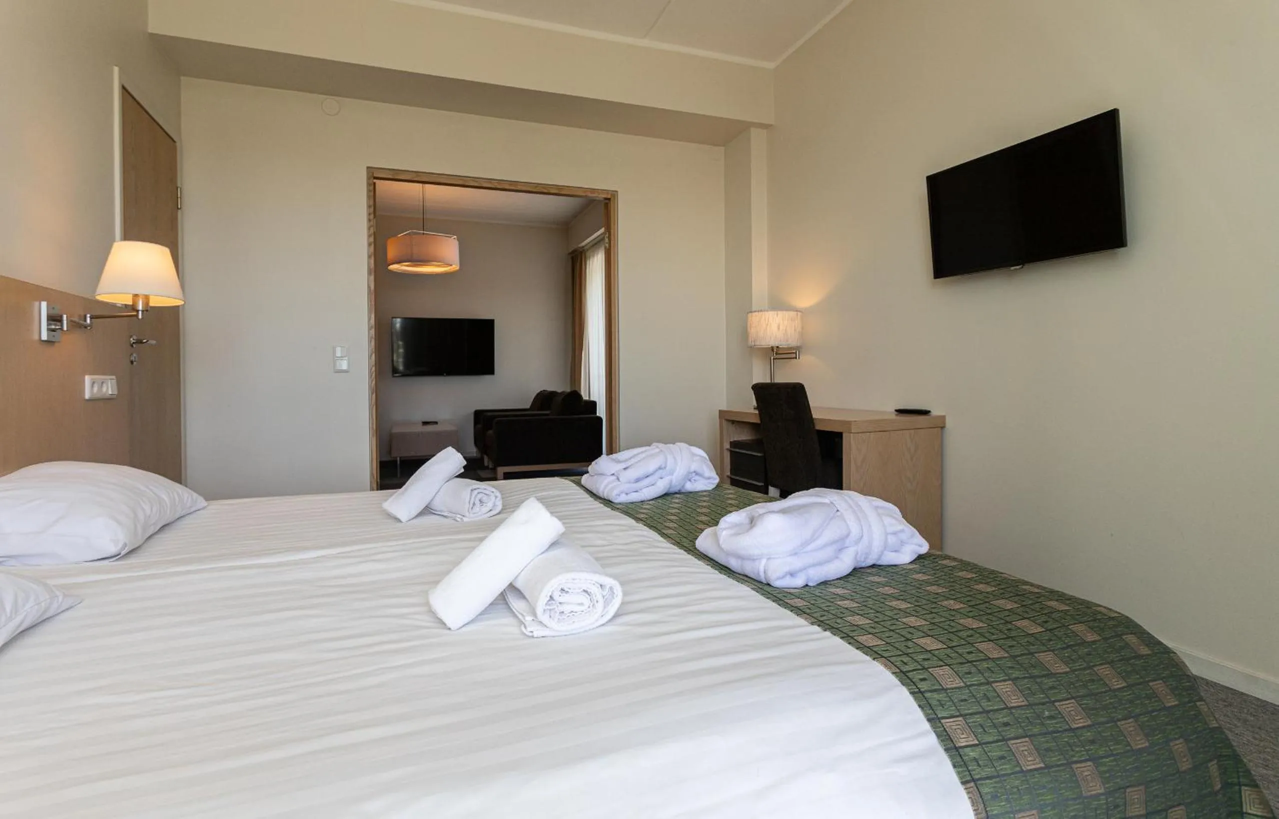 Bed in Meri Seaside Hotel & SPA