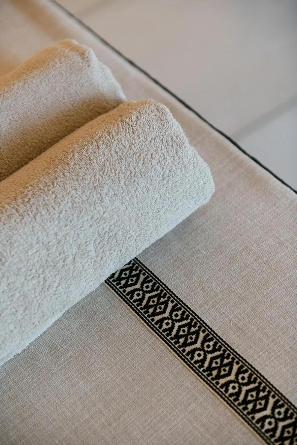 Photo of the whole room, Bed in Makryammos