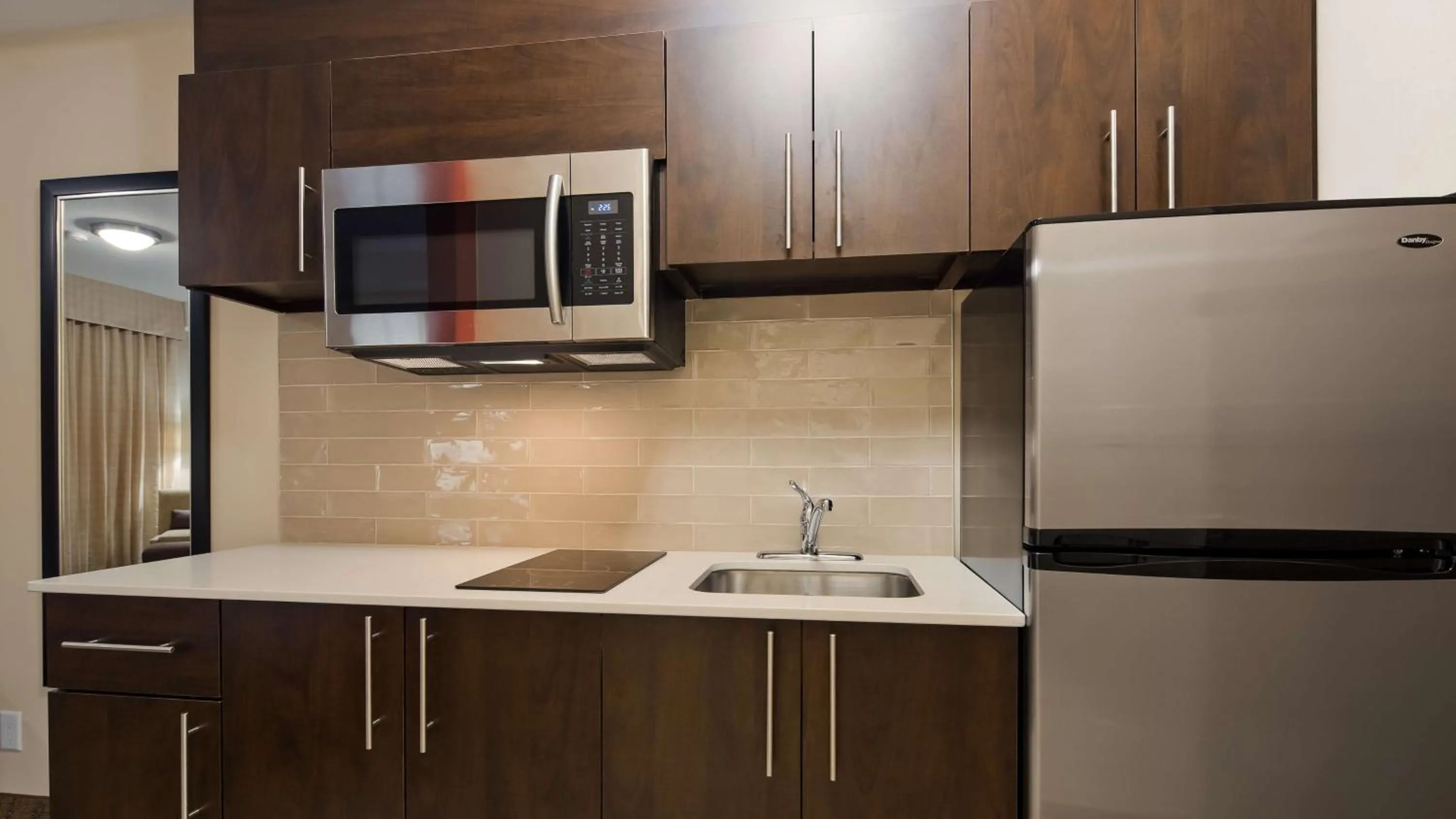 Photo of the whole room in Best Western Plus Merritt Hotel