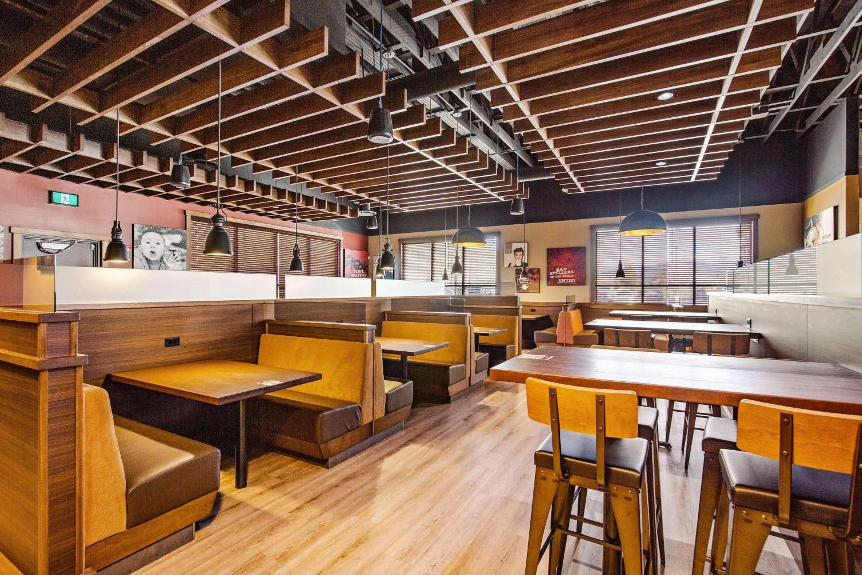 Restaurant/places to eat in Best Western Plus Merritt Hotel