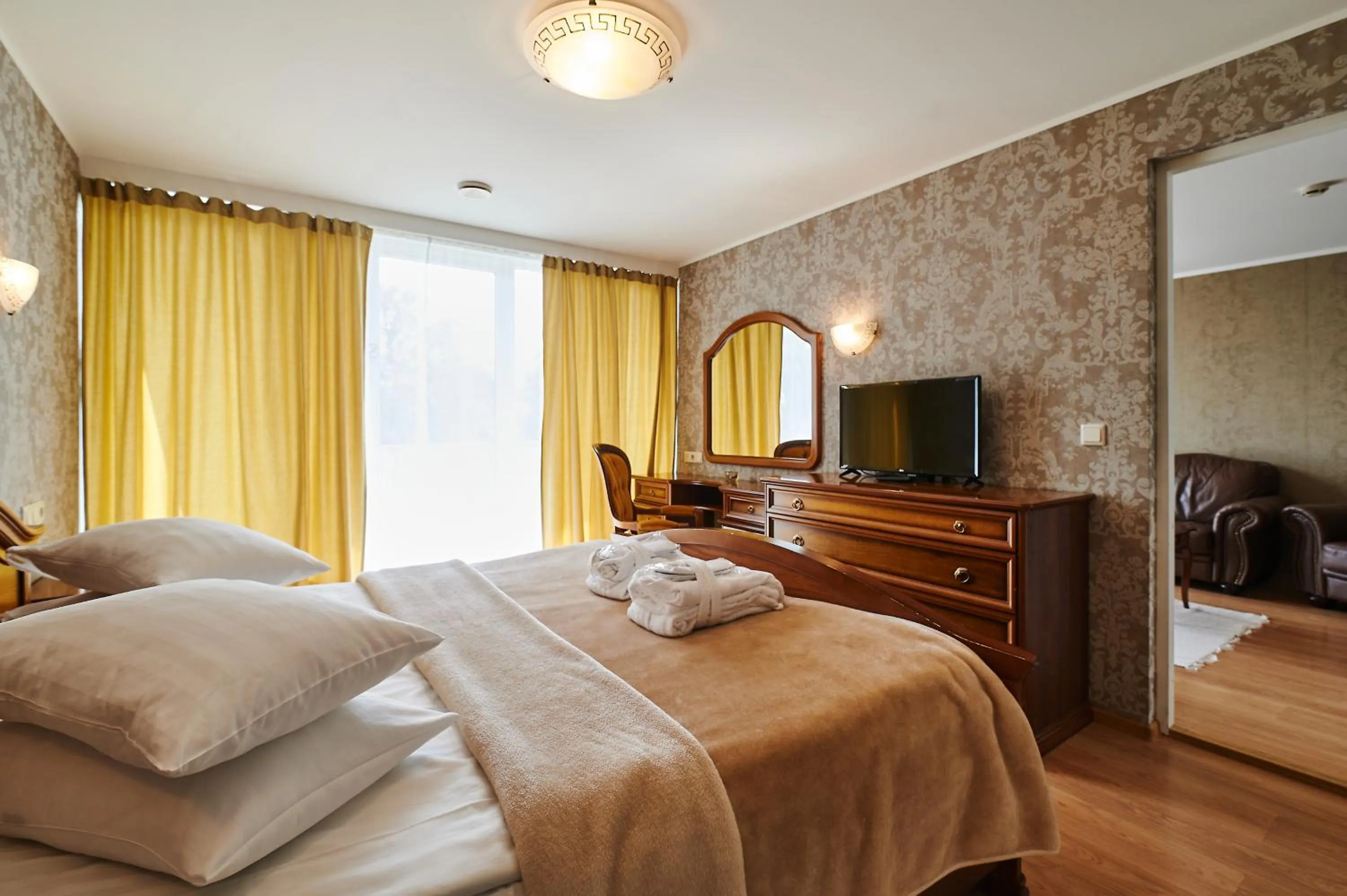 Bed in Asa Spa Hotel