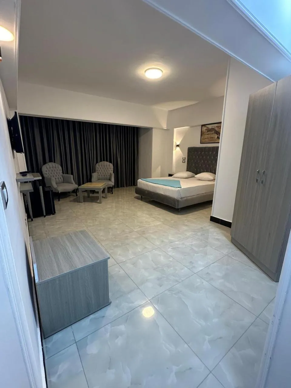 View (from property/room), Bed in Aura Inn Hotel Cairo