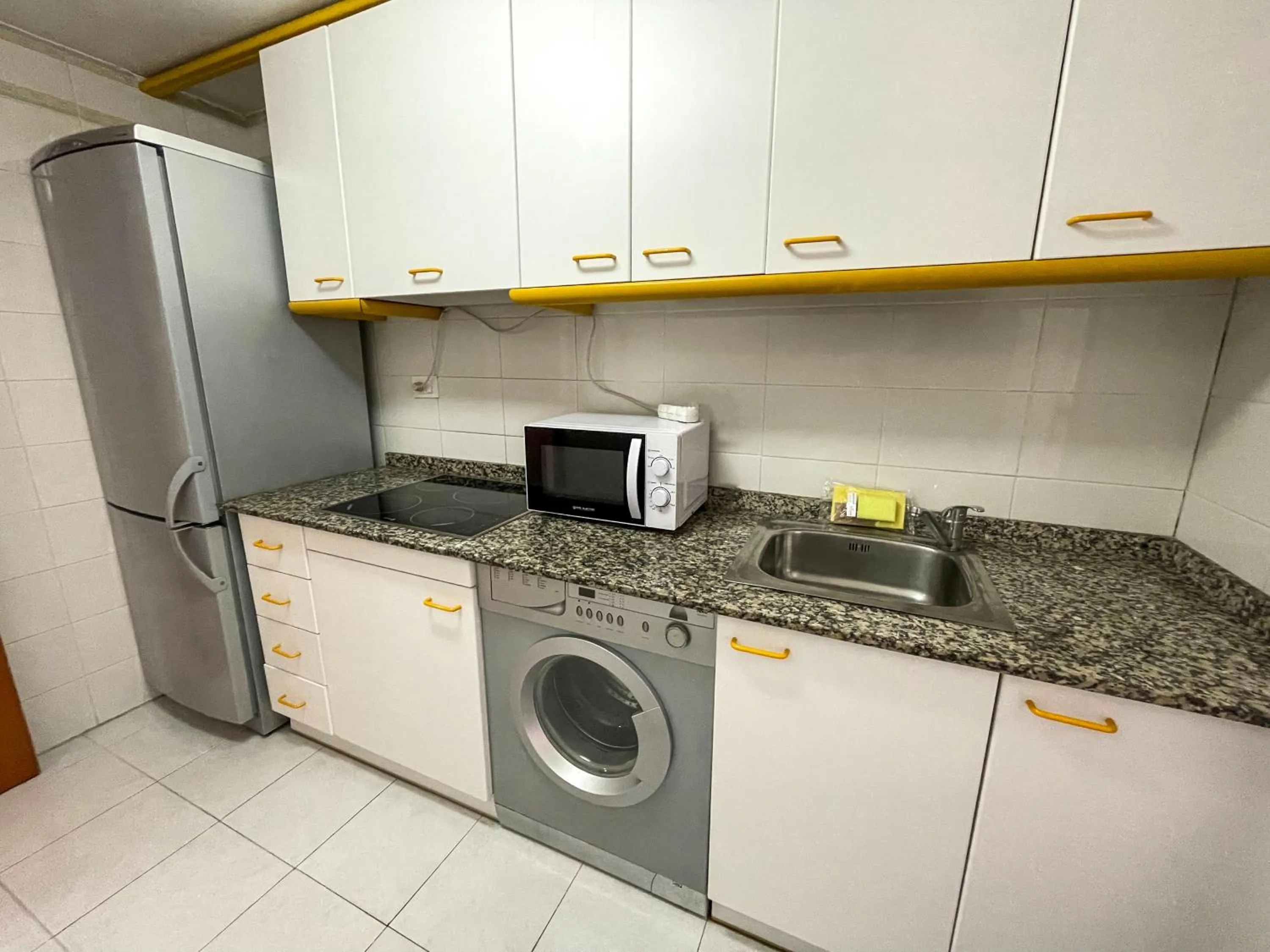 Apartamentos Riviera 3000