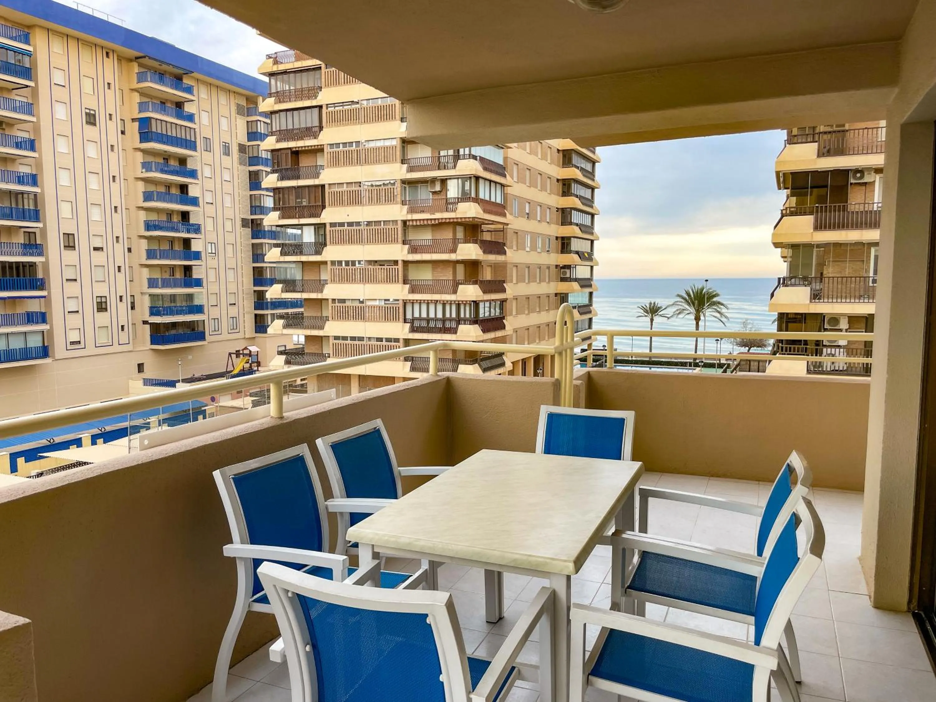Apartamentos Riviera 3000