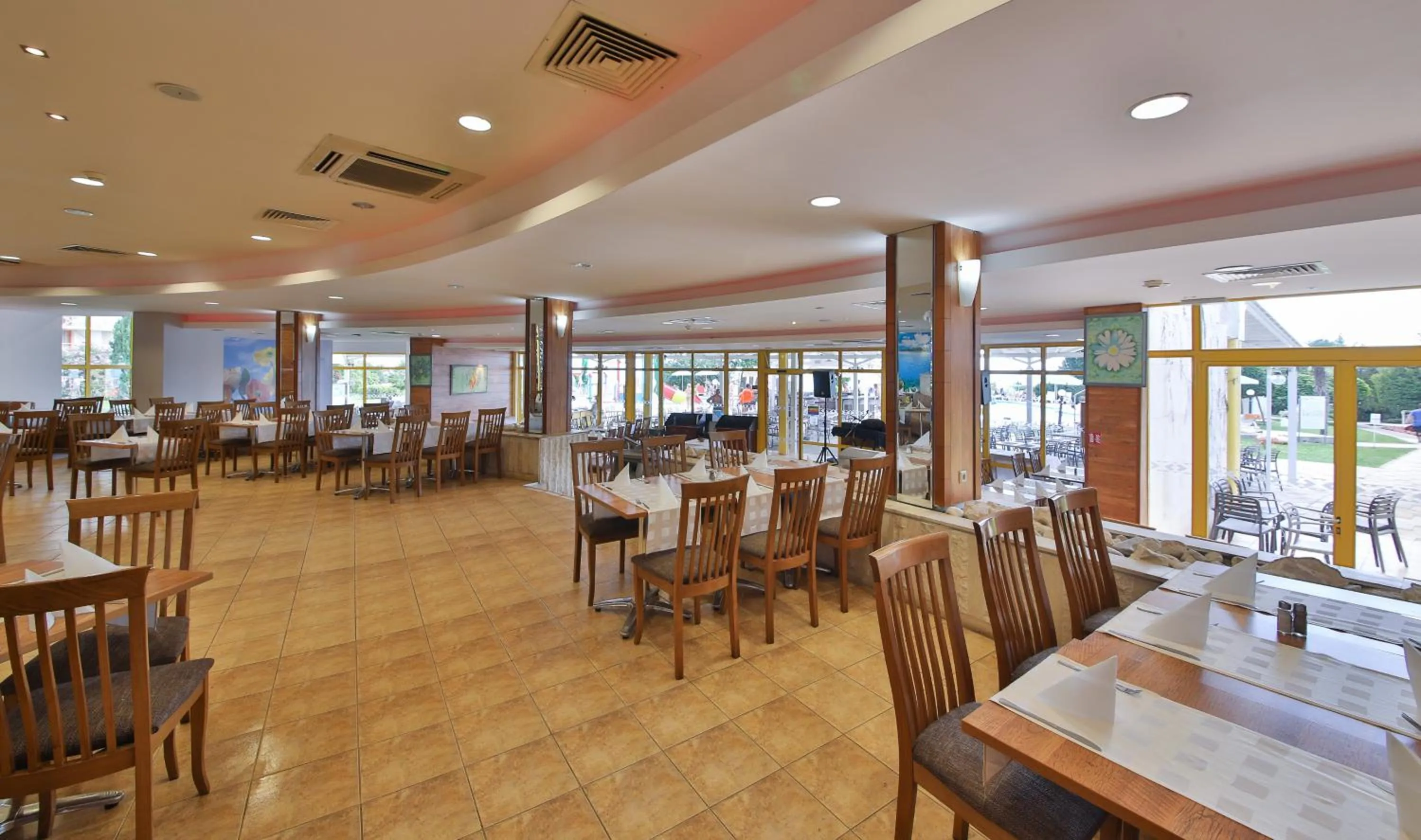 Restaurant/places to eat in Kaliakra Mare Hotel - All Inclusive