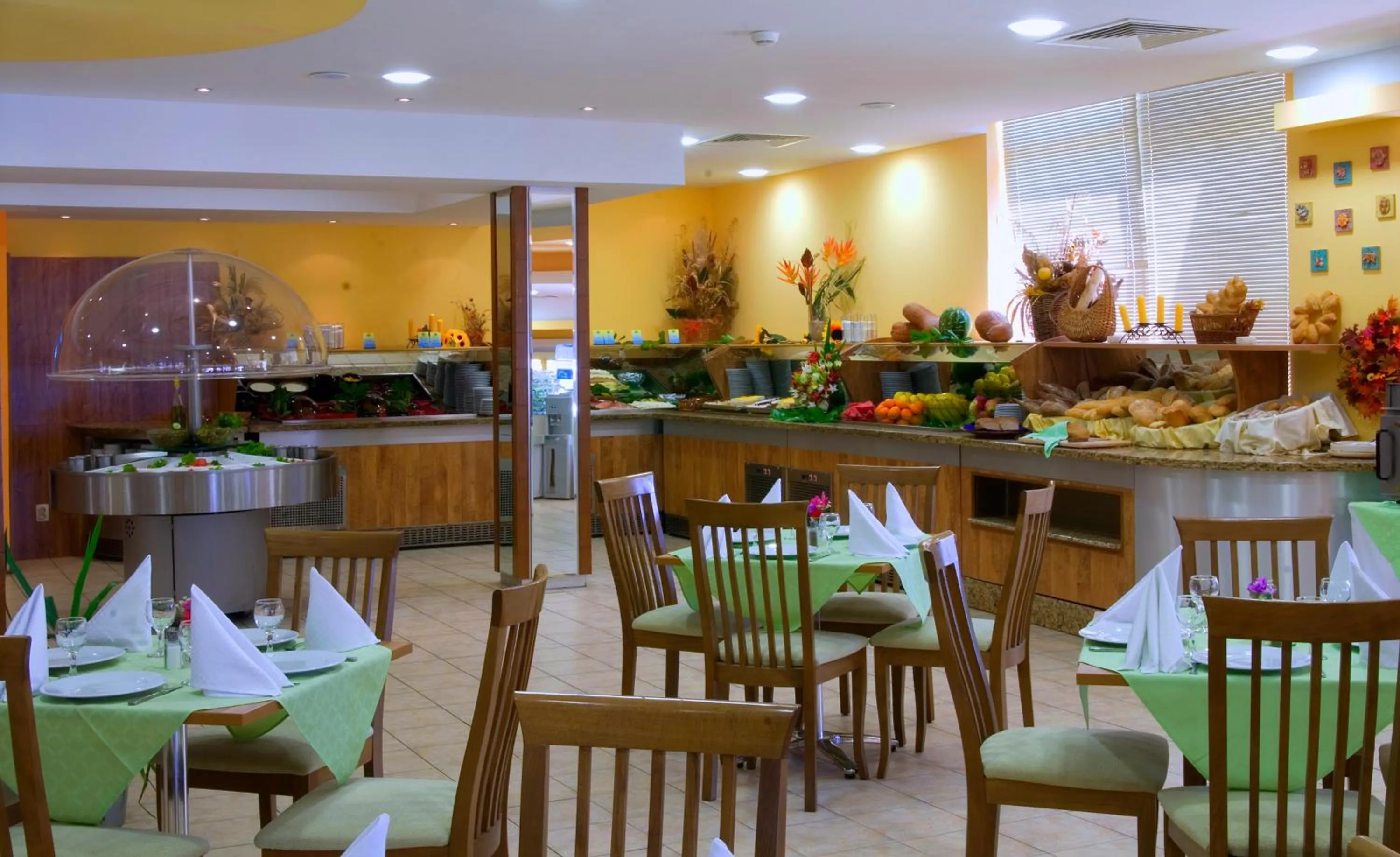 Restaurant/places to eat in Kaliakra Mare Hotel - All Inclusive