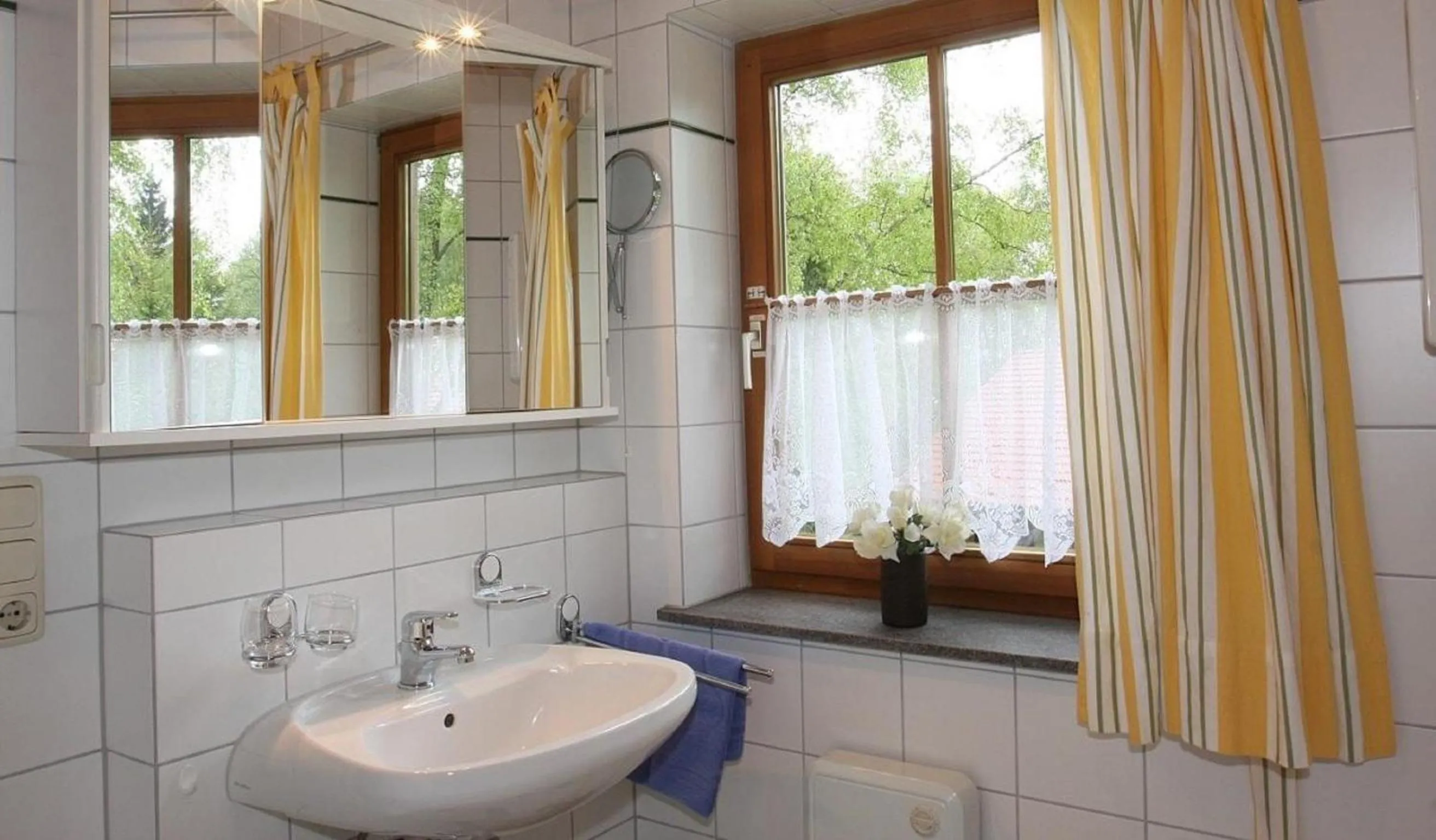 Bathroom in Ferienhäuser "In der Waldperle"