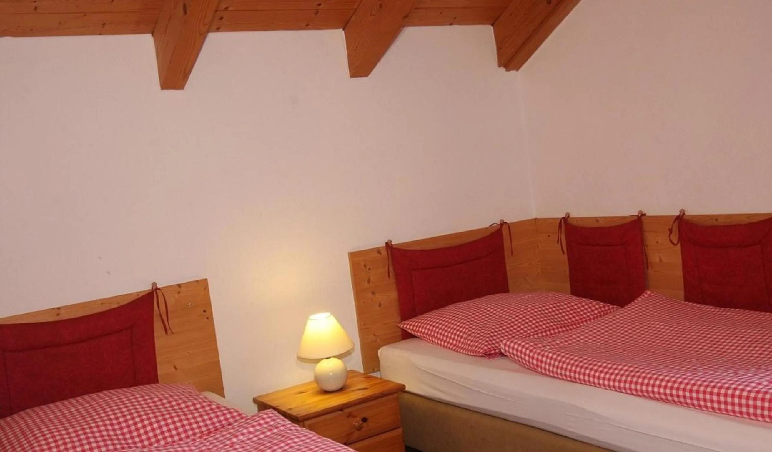 Bedroom, Bed in Ferienhäuser "In der Waldperle"