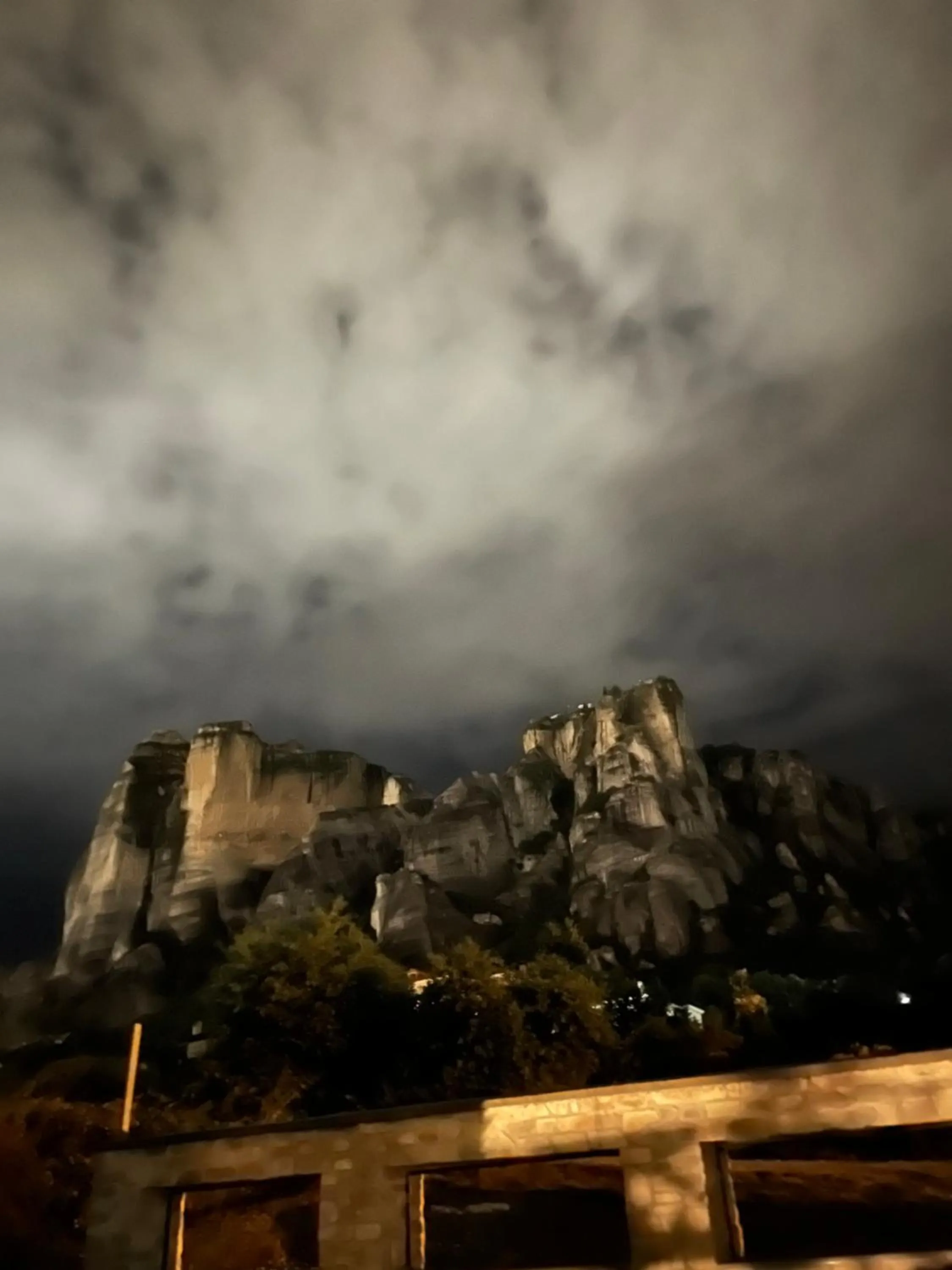 Epavlis Meteora Suites Hotel