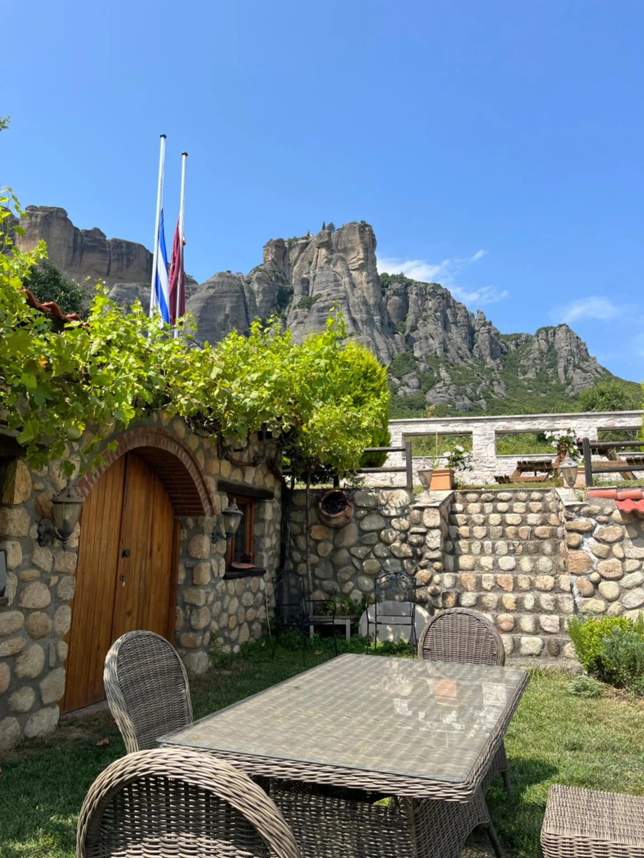 Epavlis Meteora Suites Hotel