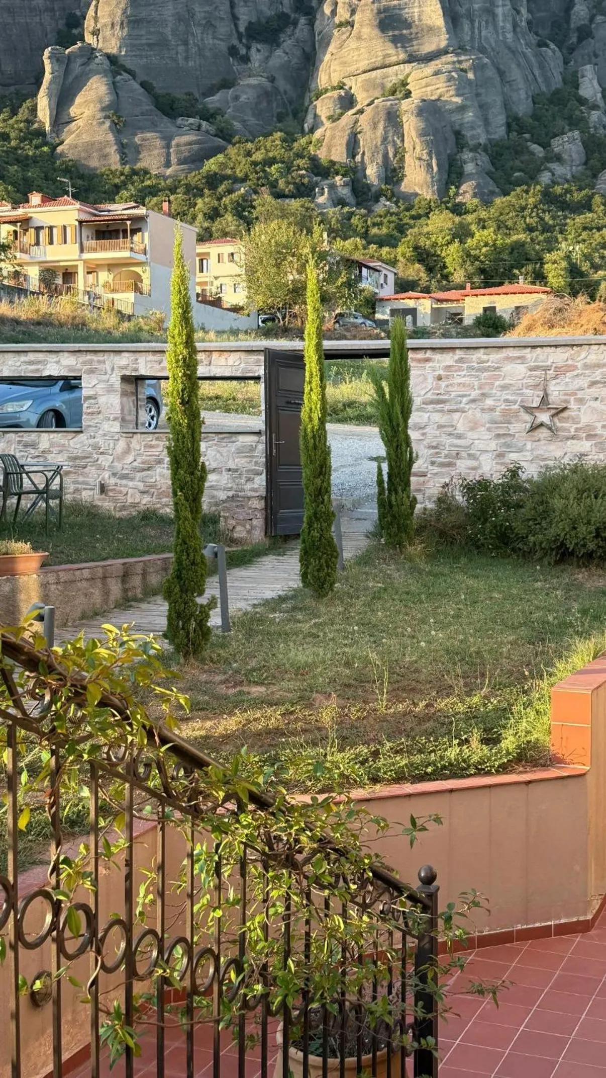 Epavlis Meteora Suites Hotel