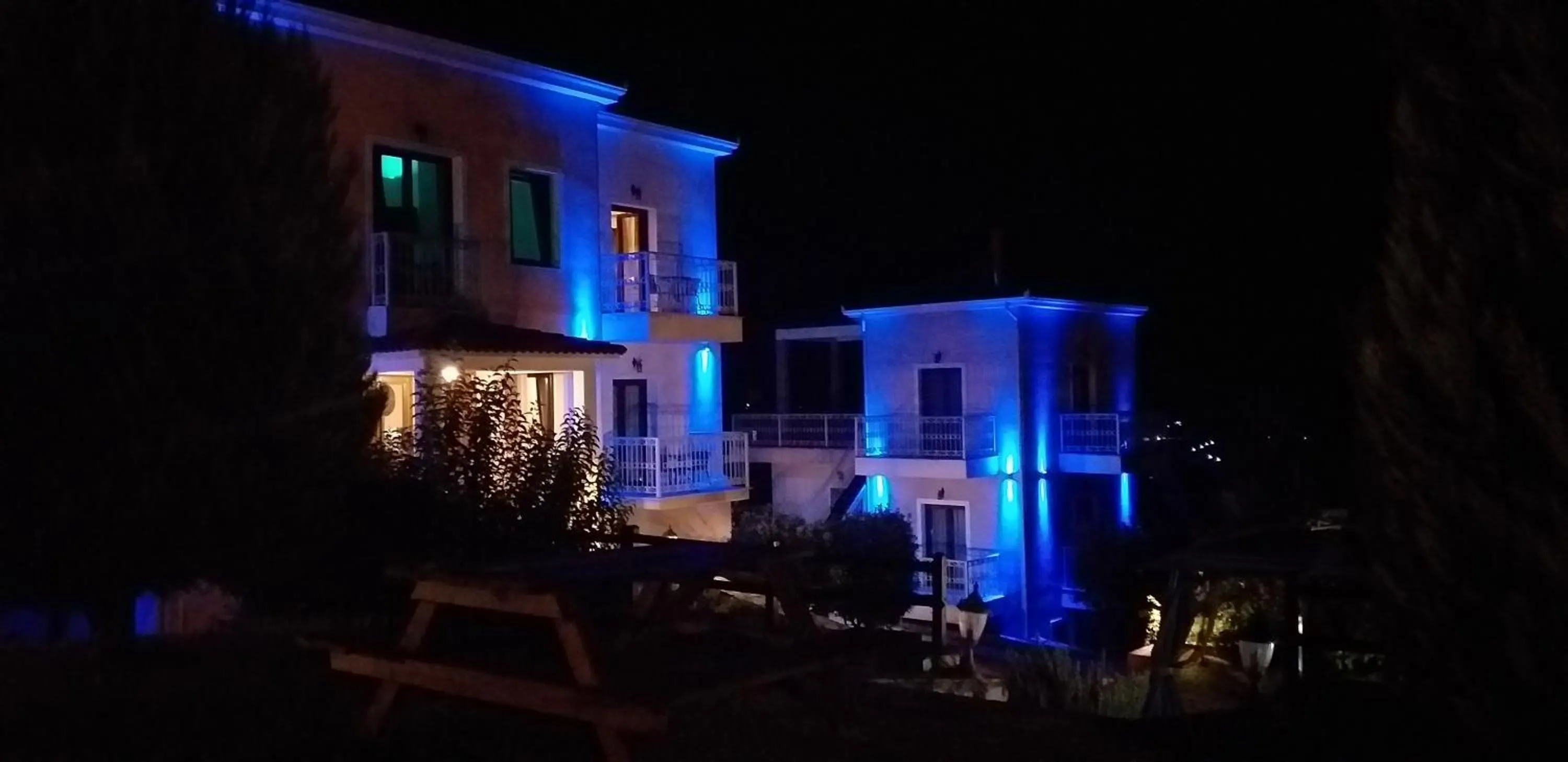 Property building in Epavlis Meteora Suites Hotel