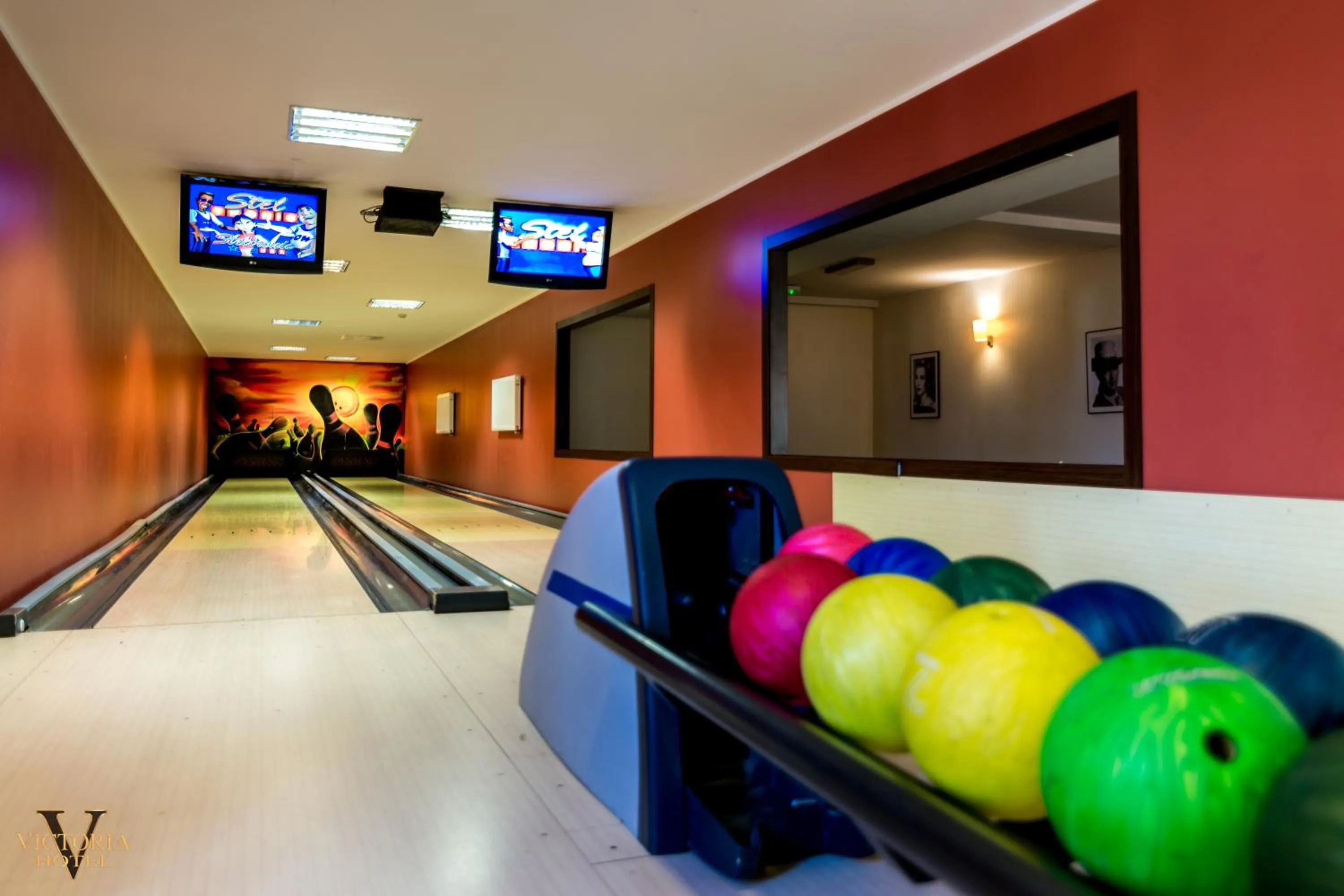 Bowling in Hotel Victoria