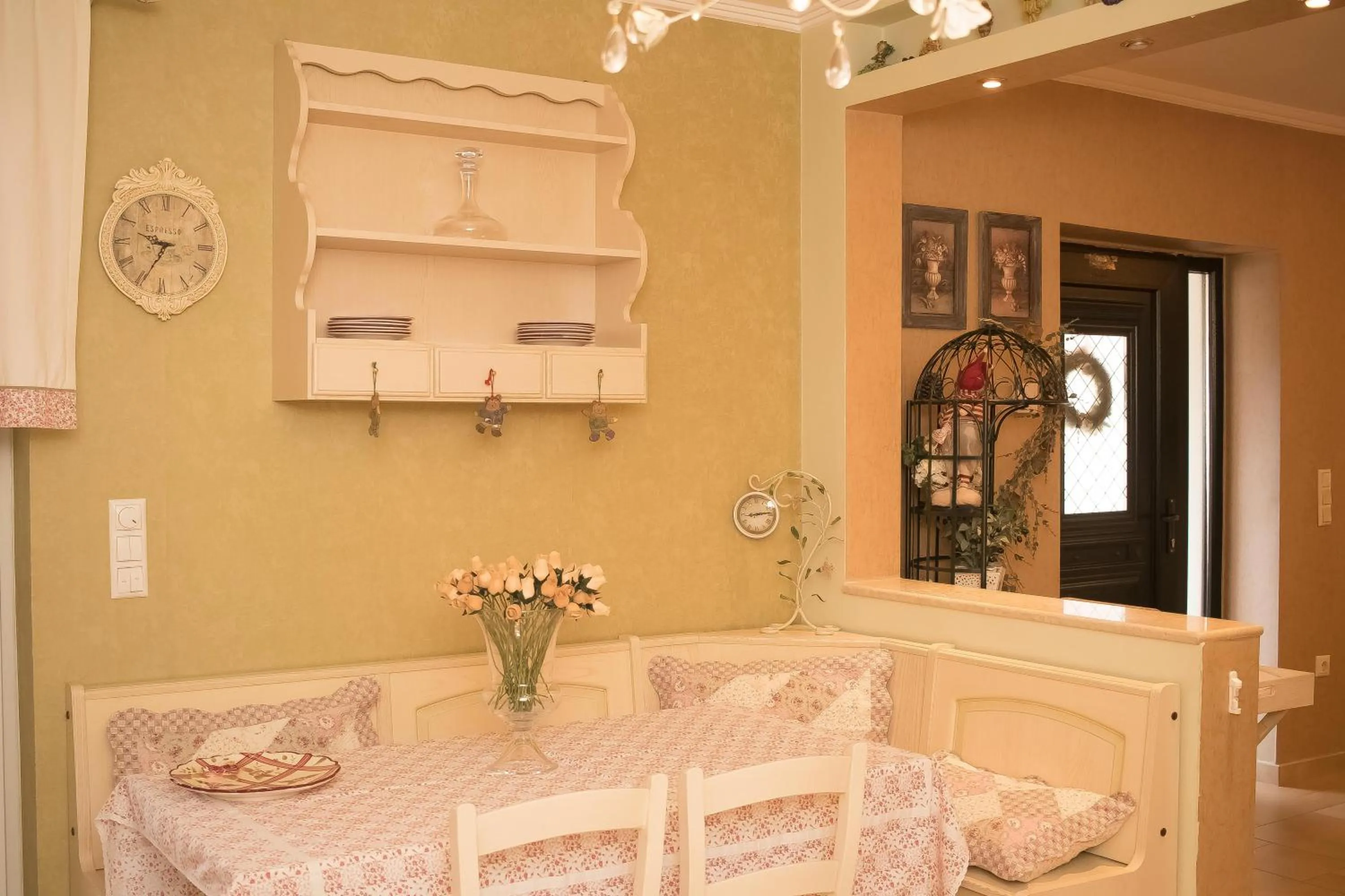 Dining area, Bed in Luxury Family Villa Meteora