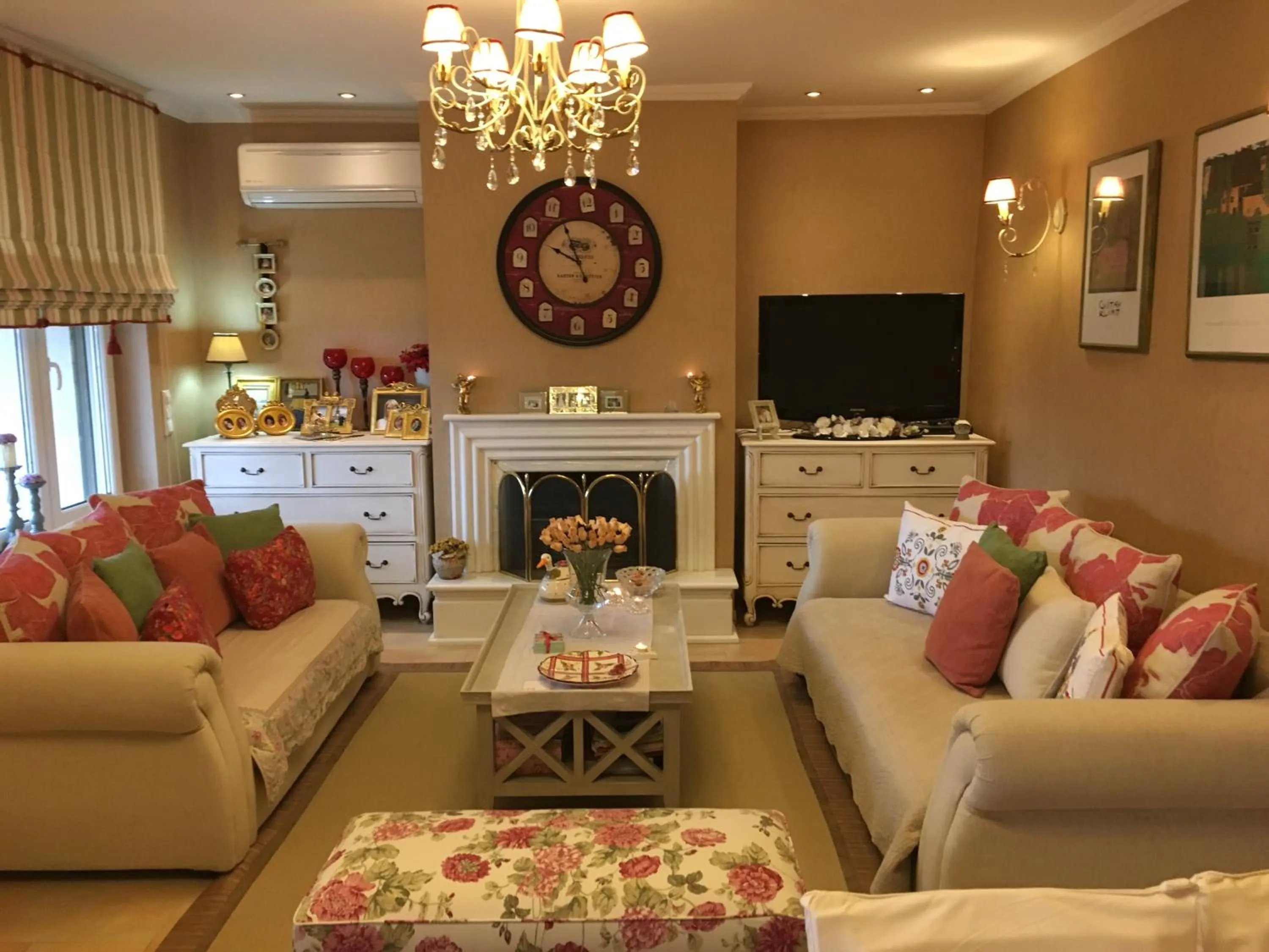 Living room in Luxury Family Villa Meteora