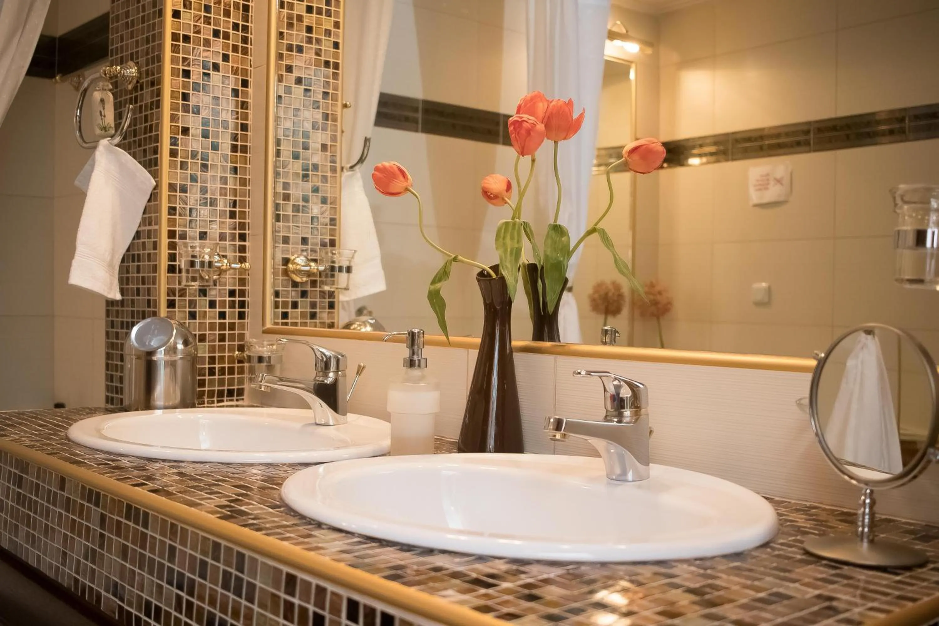 Bathroom in Luxury Family Villa Meteora