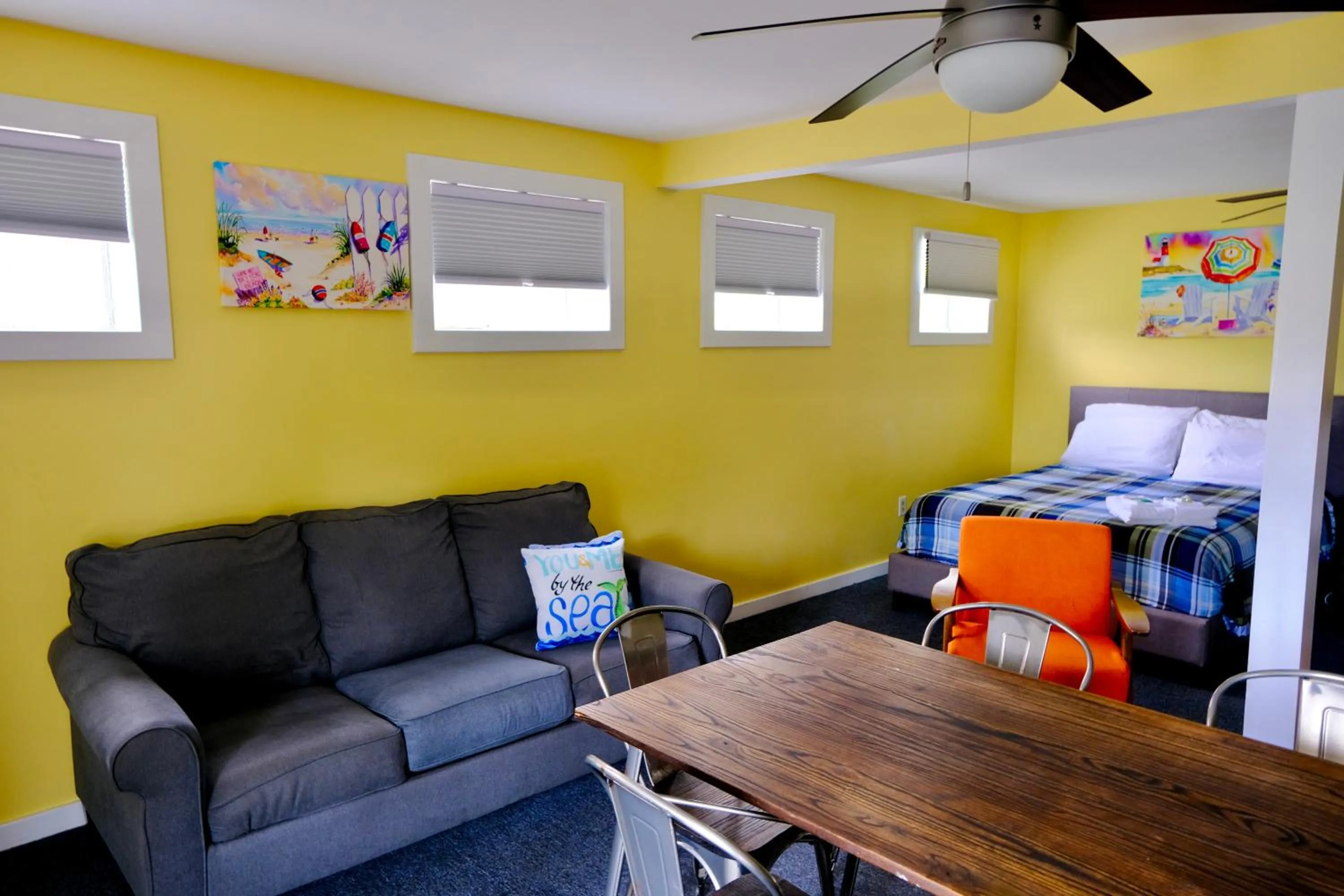Seating area in Dock House Inn