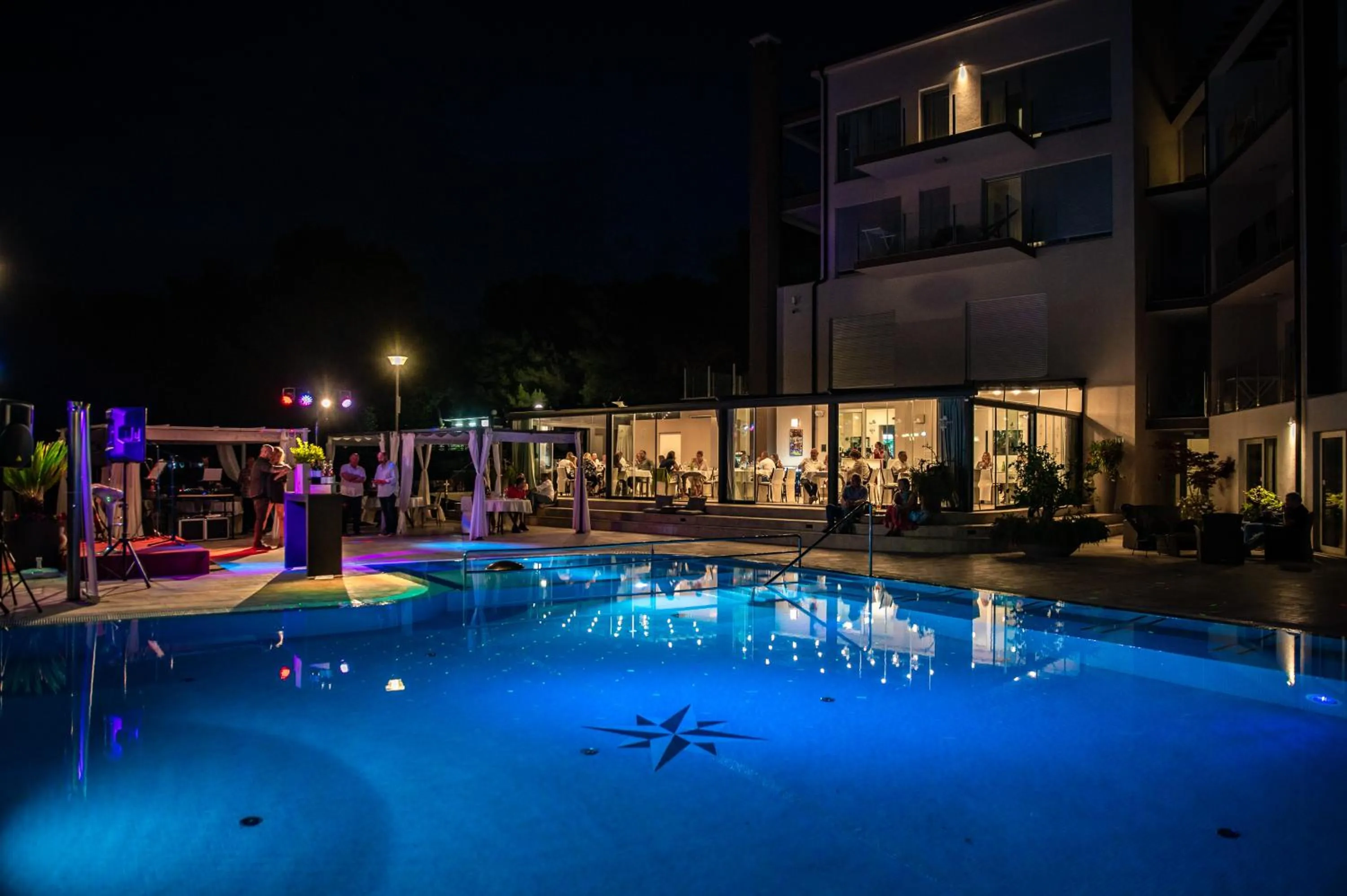 Evening entertainment in Premantura Resort - Hotel & Restaurant