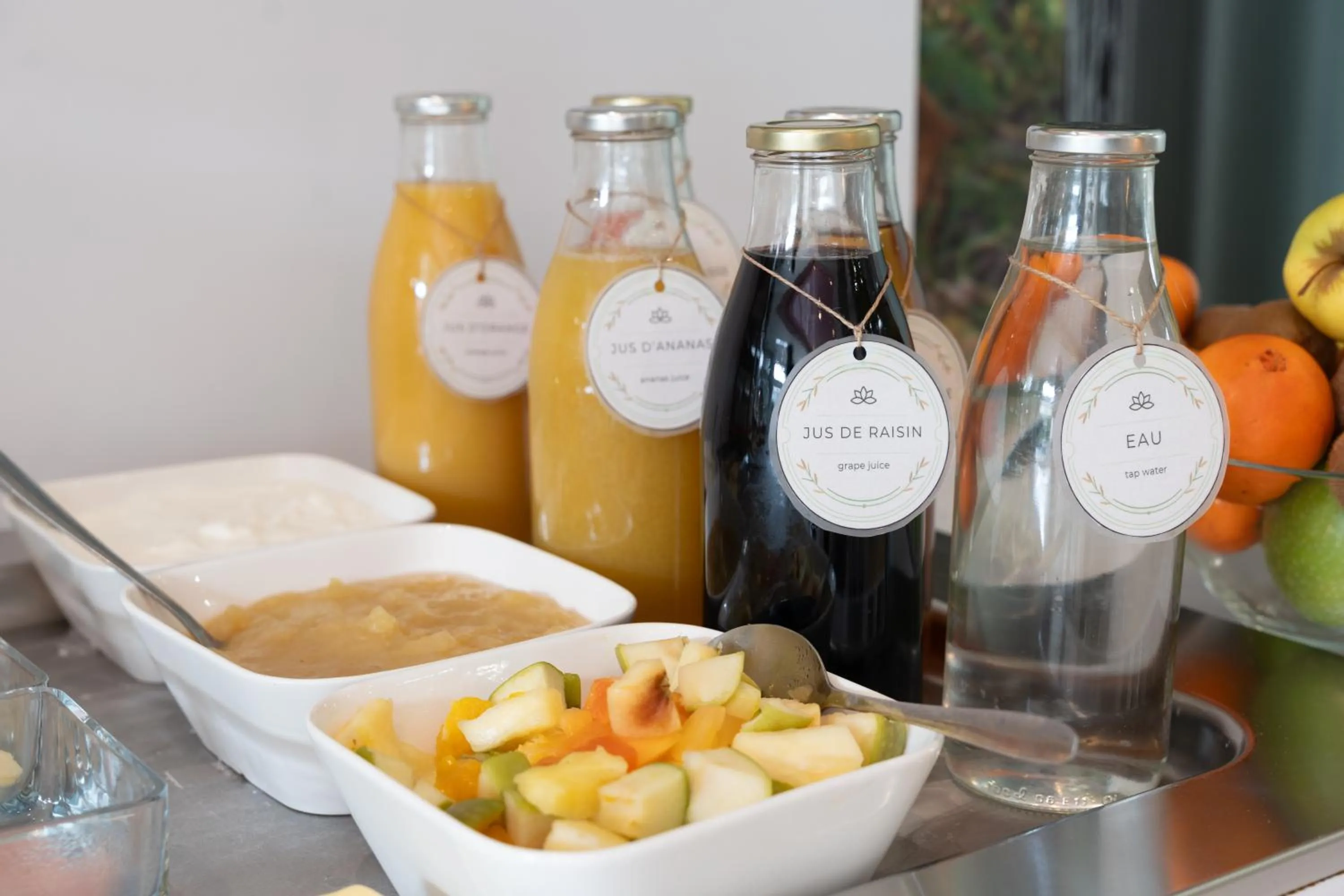 Food and drinks in Grand Hôtel Niort Centre