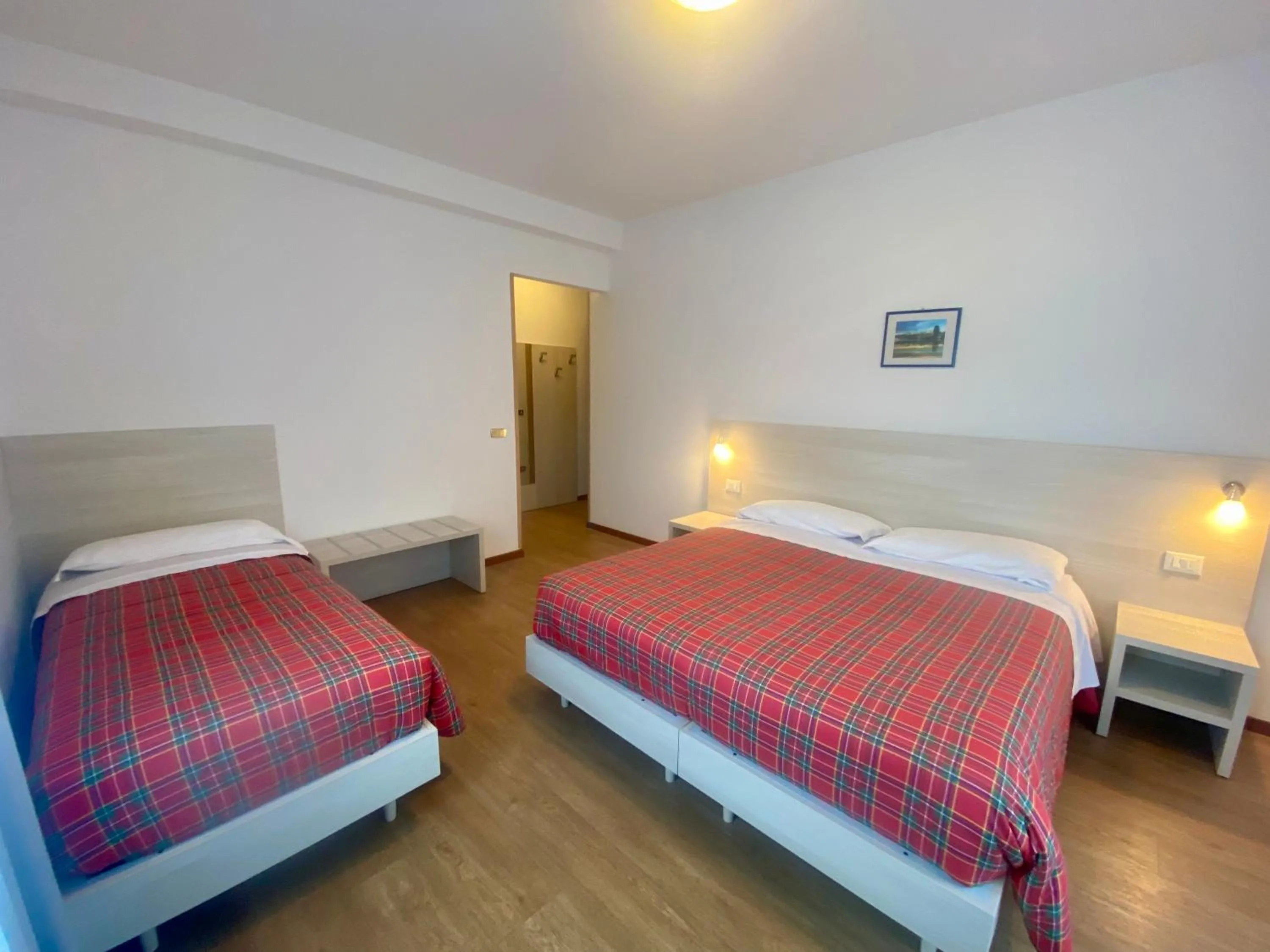 Photo of the whole room, Bed in Hotel International