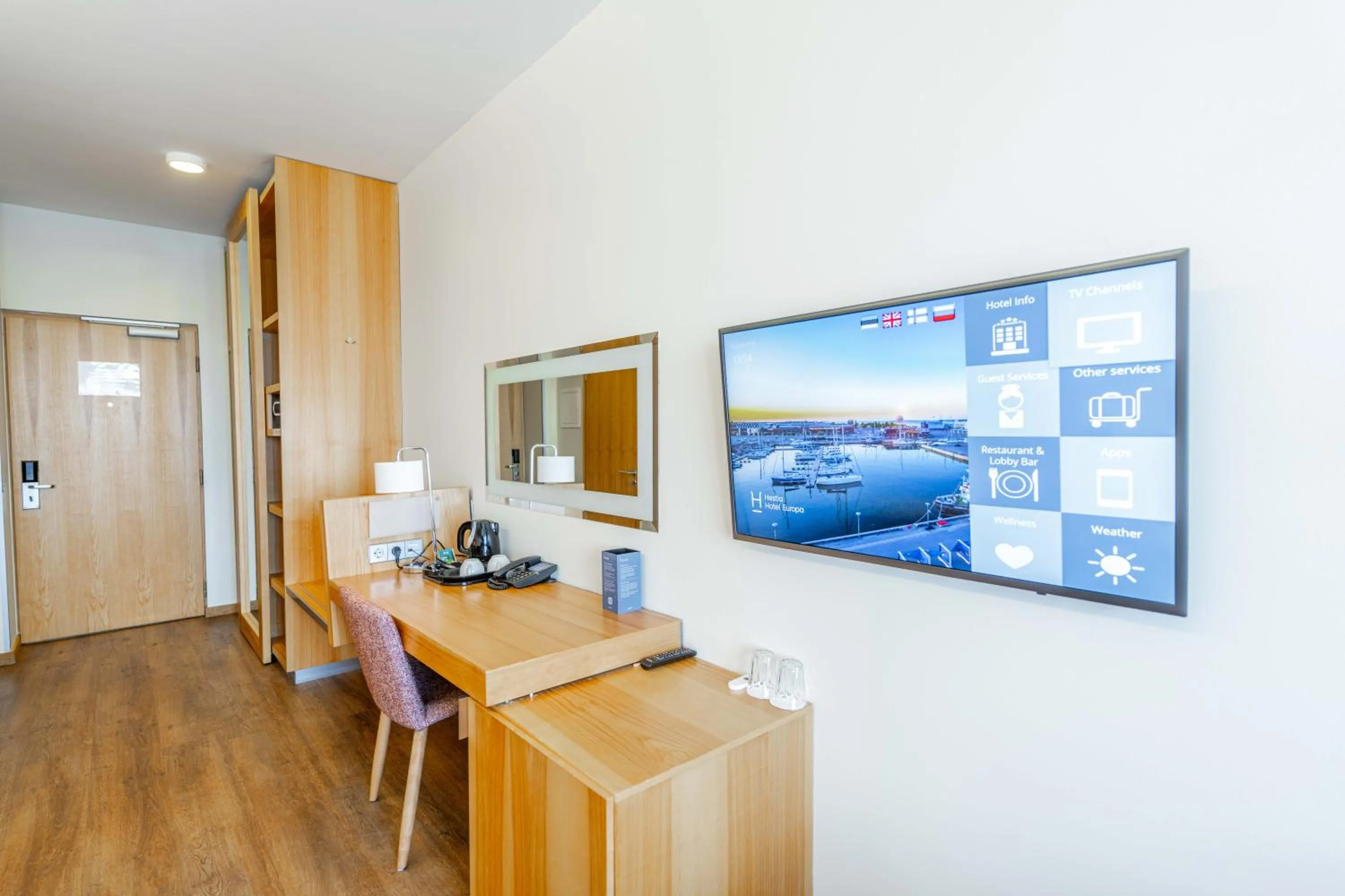 TV and multimedia in Hestia Hotel Europa