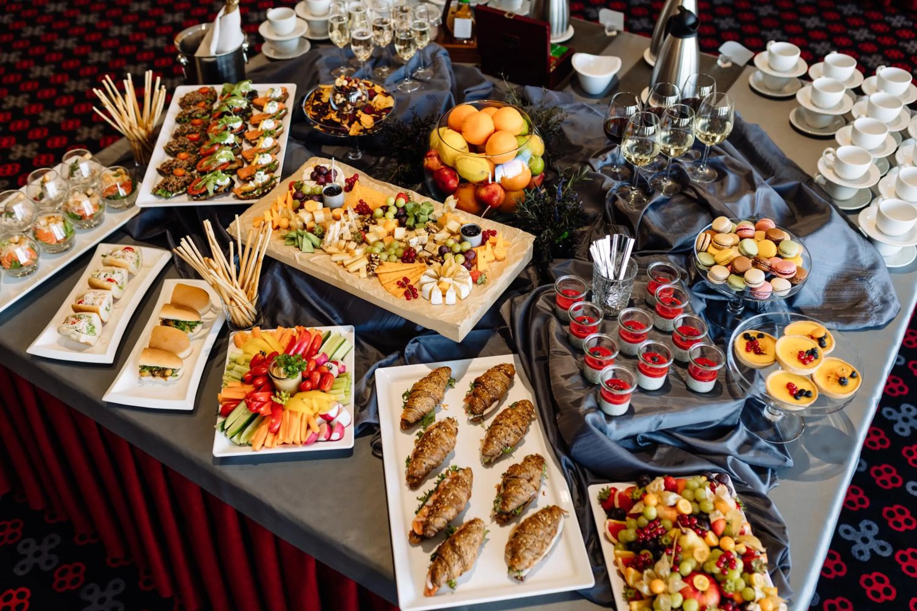 Food and drinks in Hestia Hotel Europa