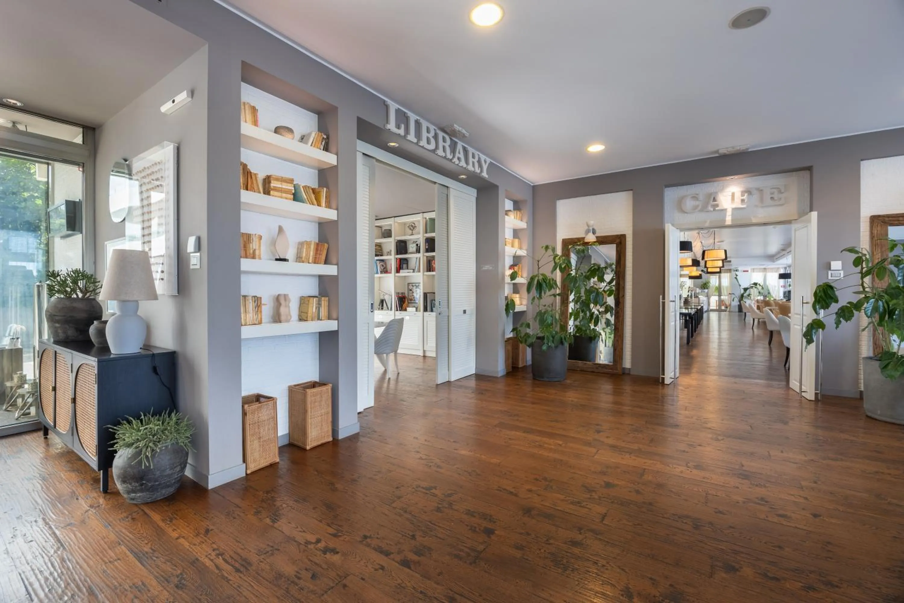 Lobby or reception in Excelsior Hotel, SPA & Lido - Preferred Hotels & Resorts