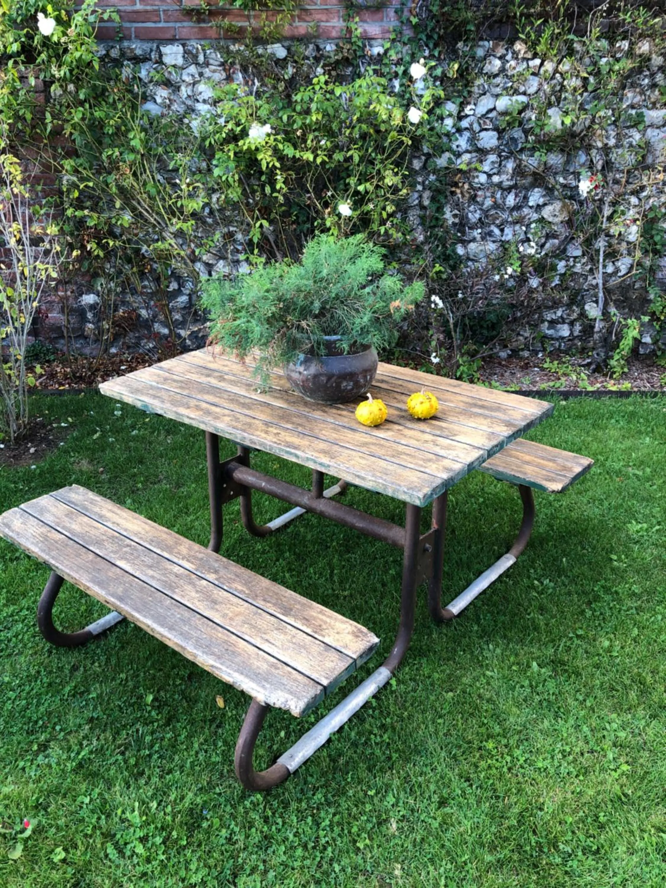 Property building in A L'ecole Buissonniere