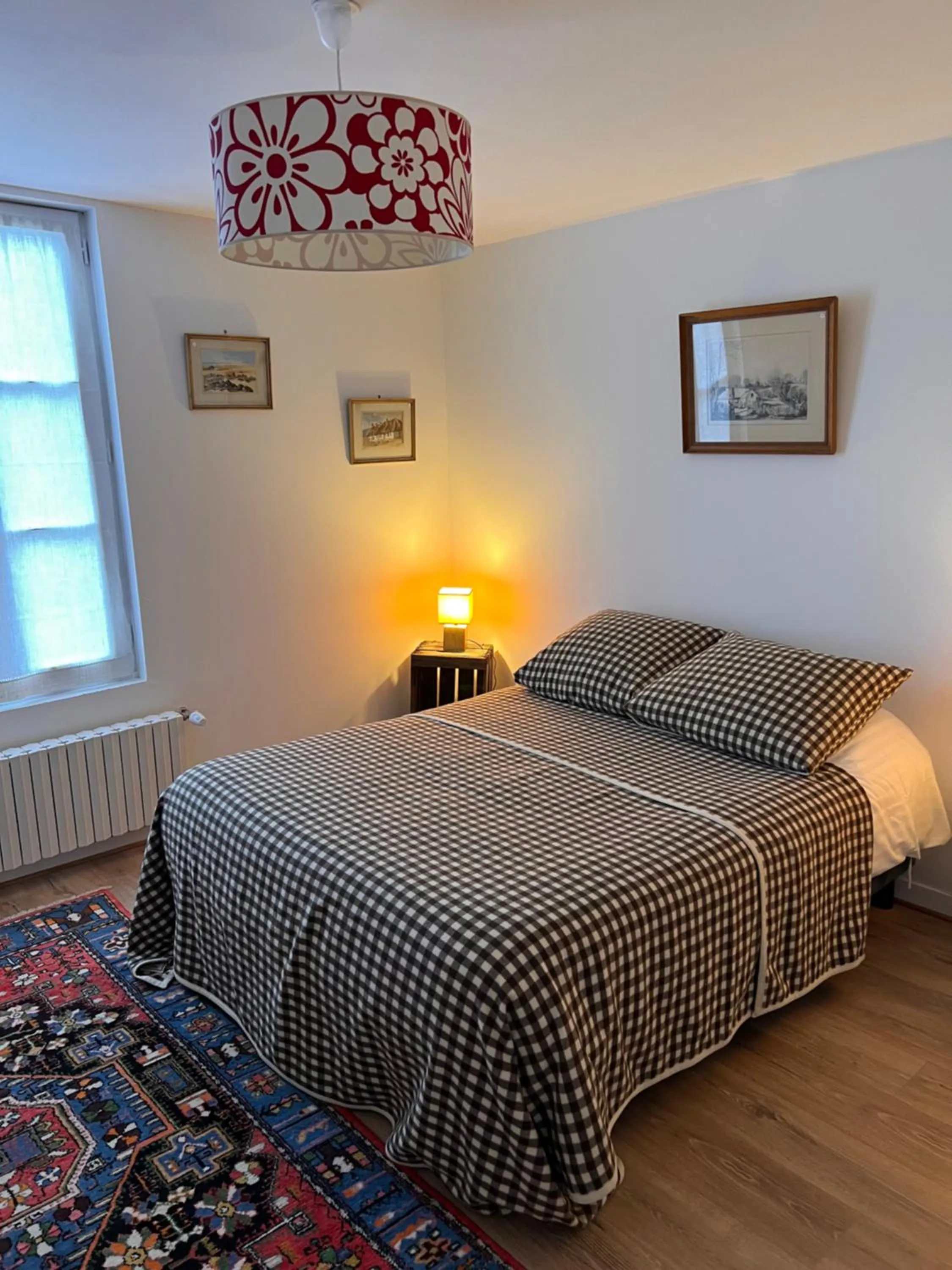 Bedroom, Bed in A L'ecole Buissonniere