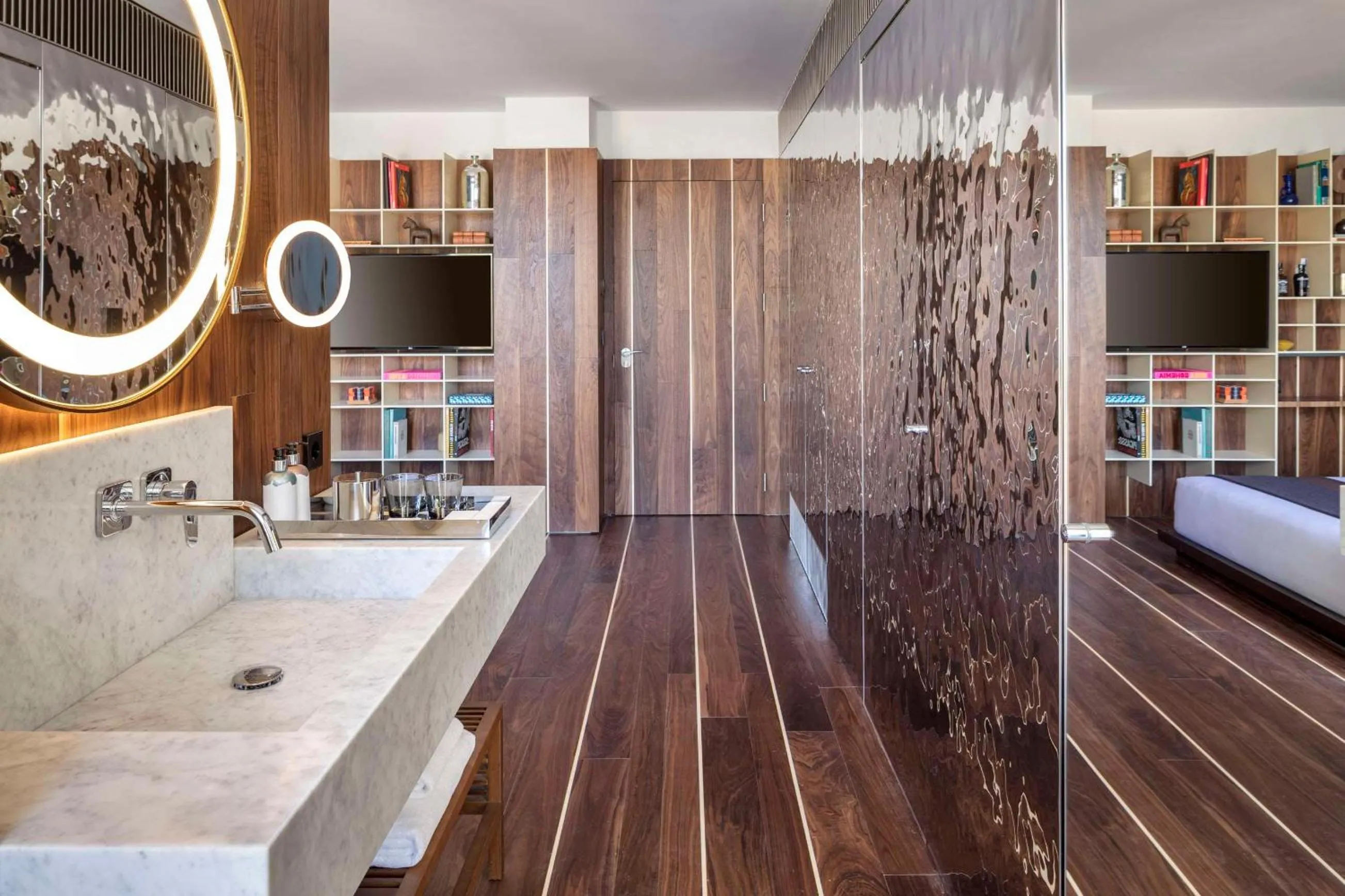 Bedroom in Sir Joan Hotel, part of Sircle Collection