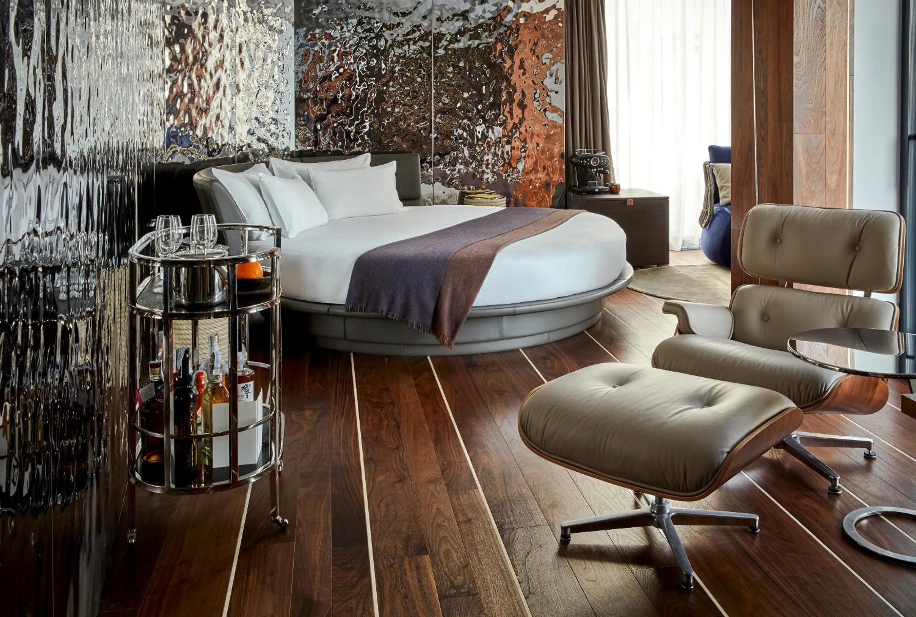 Bedroom in Sir Joan Hotel, part of Sircle Collection