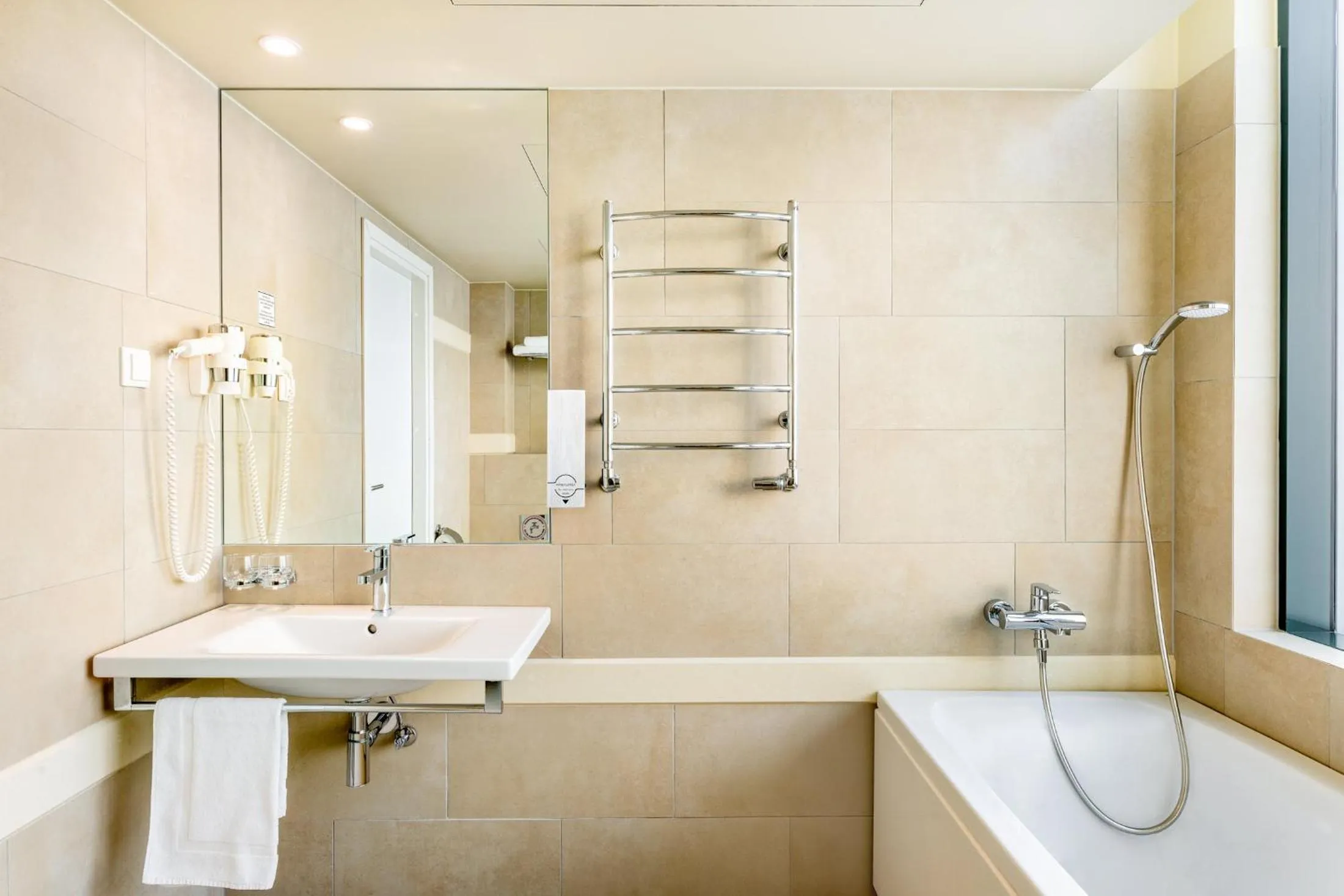 Shower in Hotel Tartu