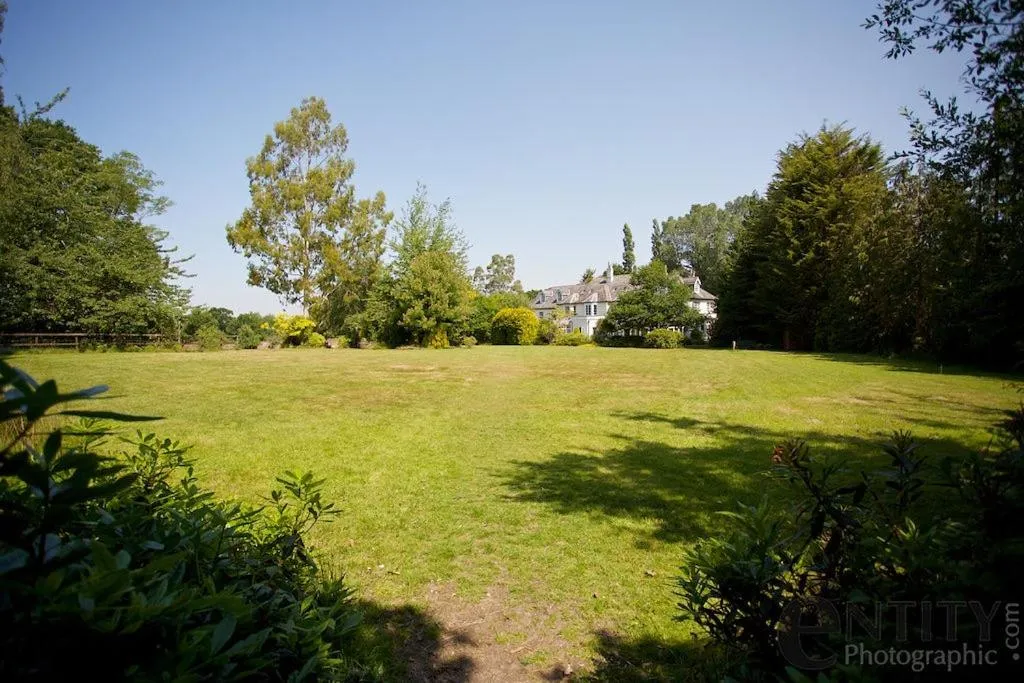 Woodlands Lodge Hotel