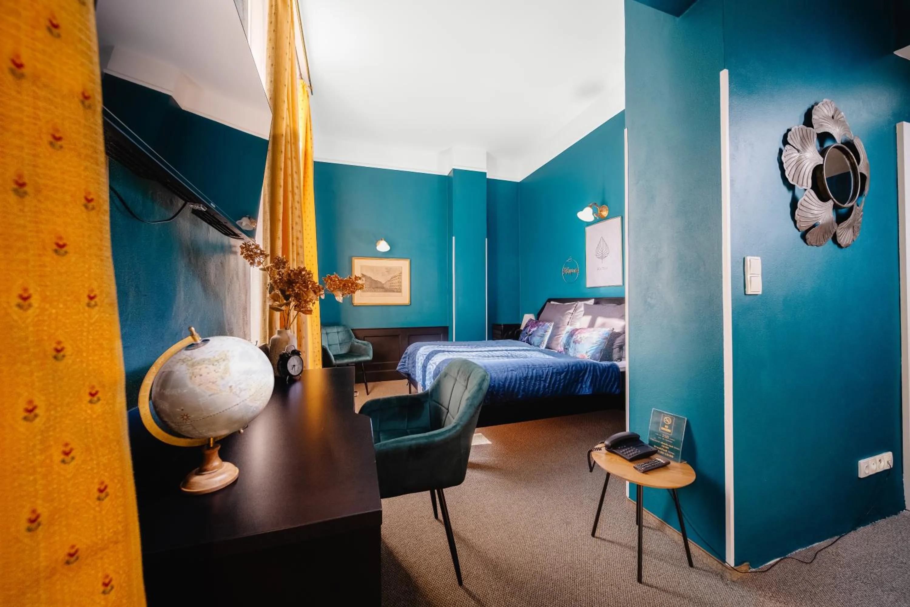 Photo of the whole room, Bed in Hotel Praga 1885 by Wagnerstays