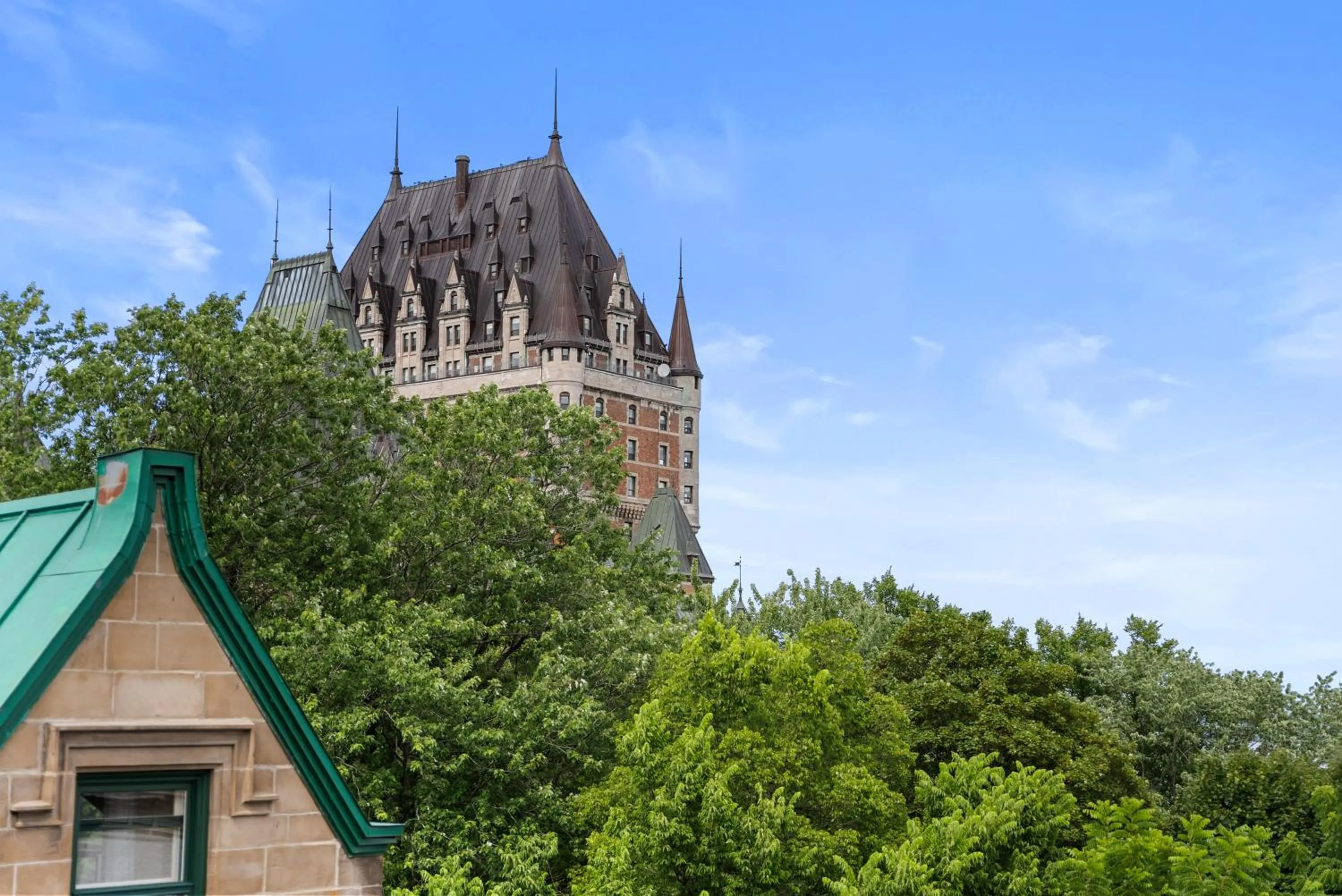 Le Chateau de Pierre - Par Aneyro