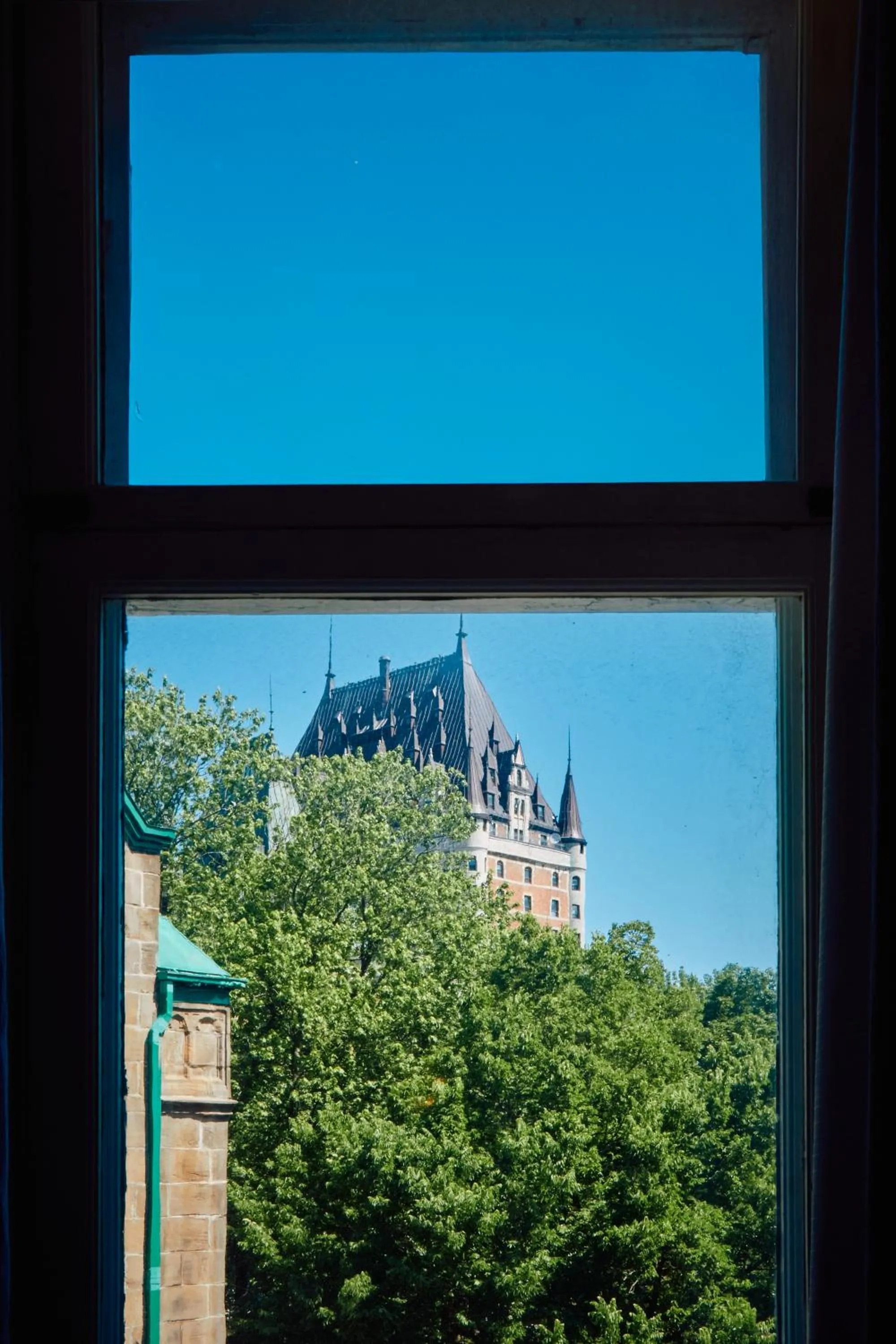 Le Chateau de Pierre - Par Aneyro