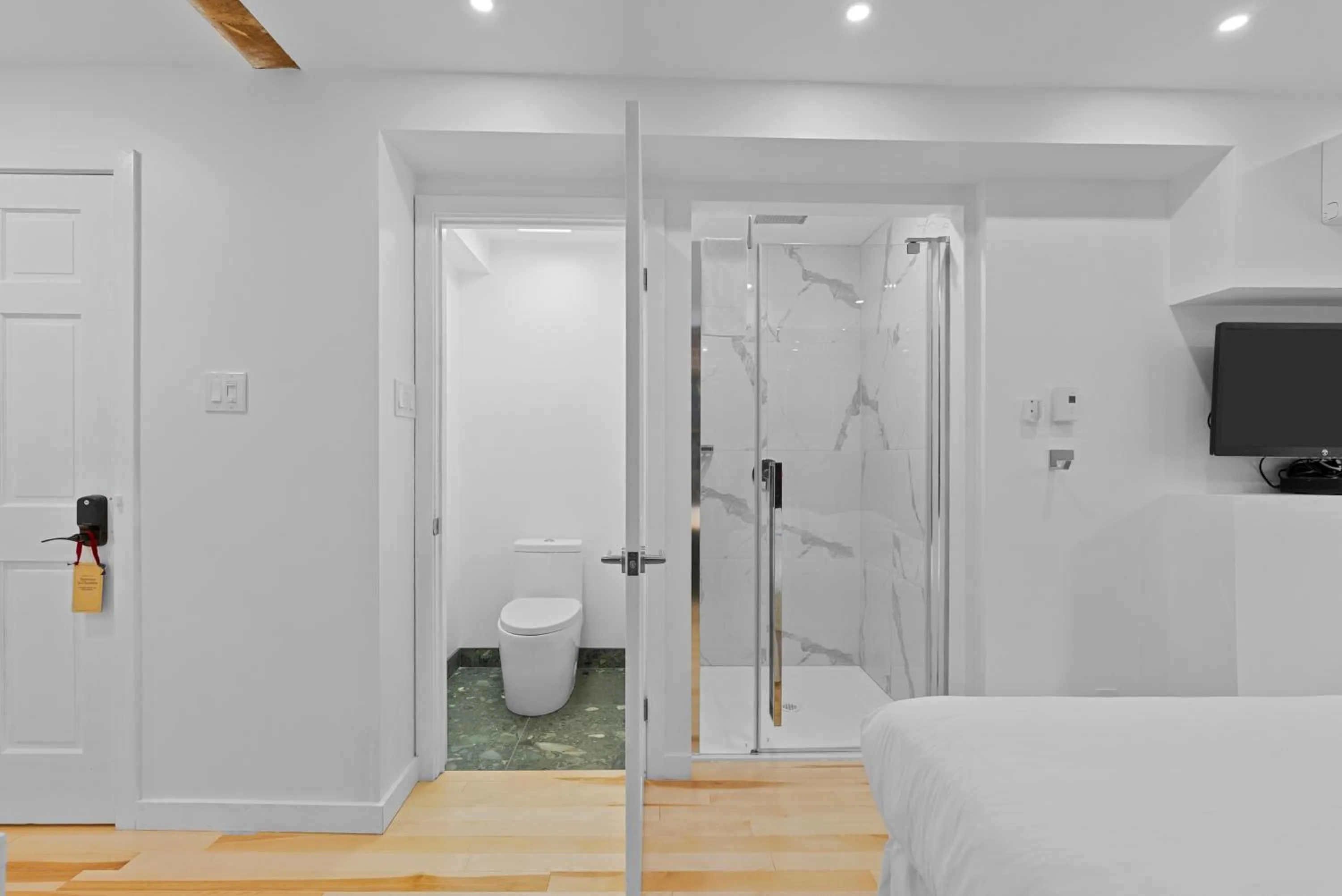 Le Chateau de Pierre - Par Aneyro