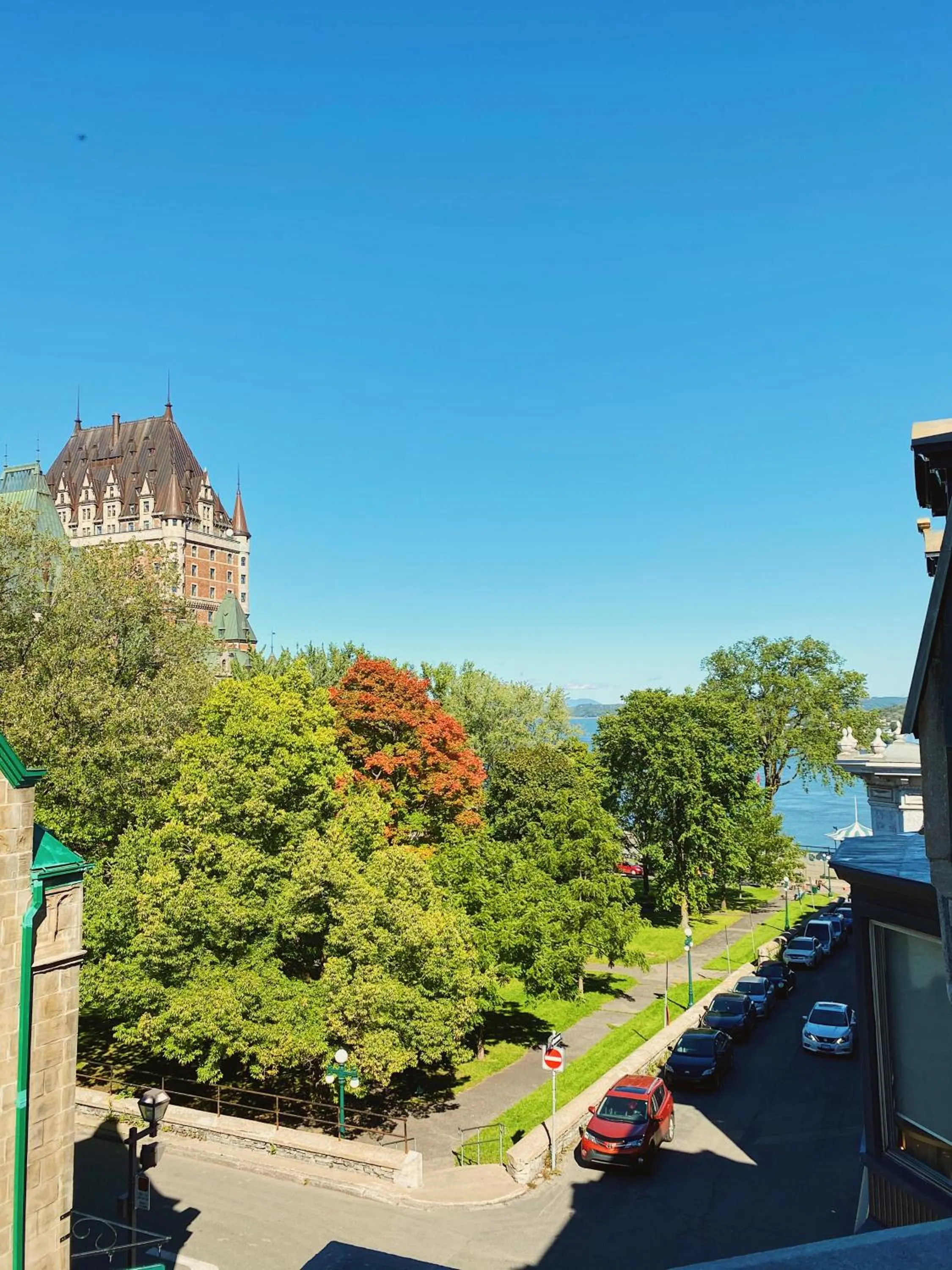 River view in Le Chateau de Pierre - Par Aneyro