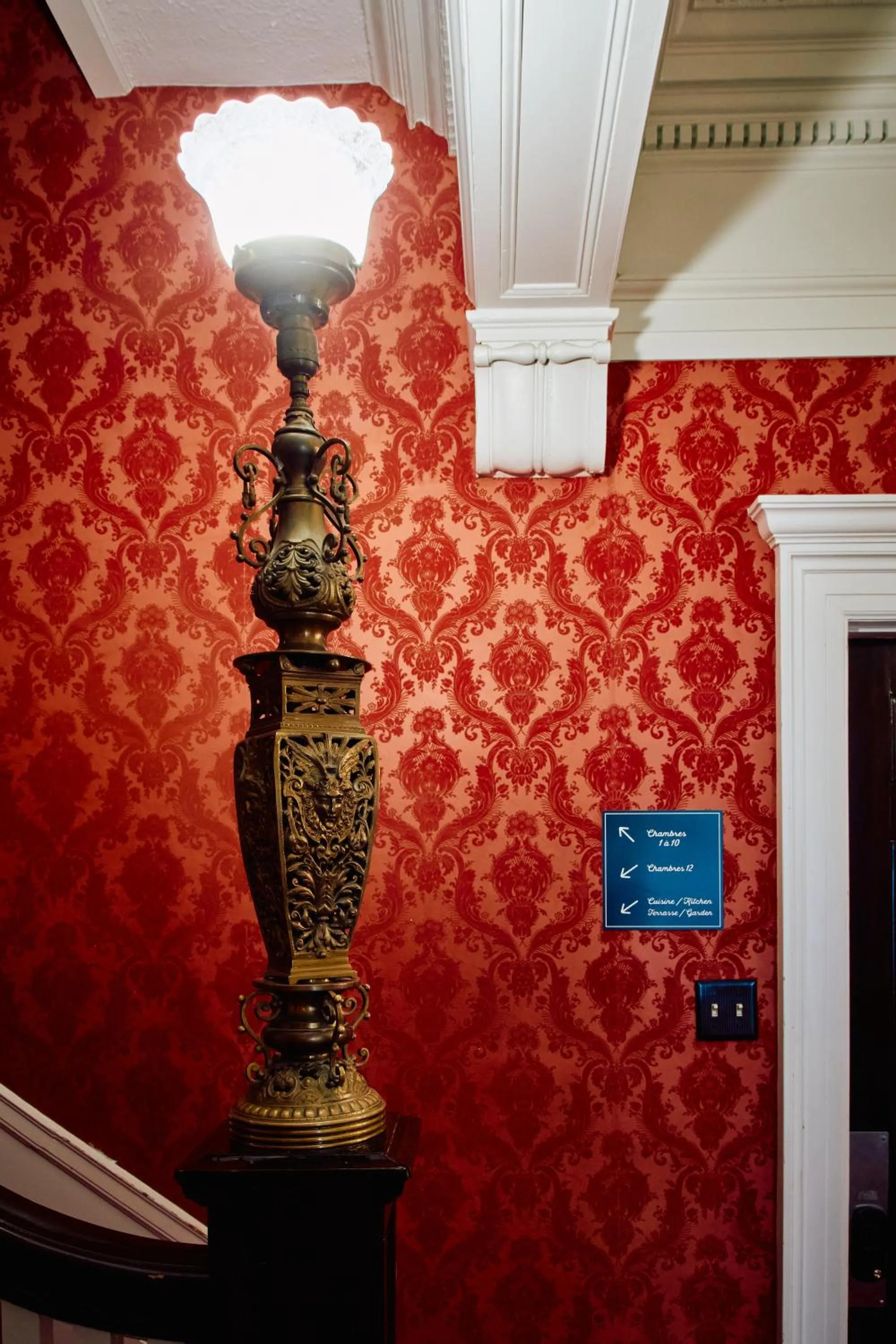 Le Chateau de Pierre - Par Aneyro