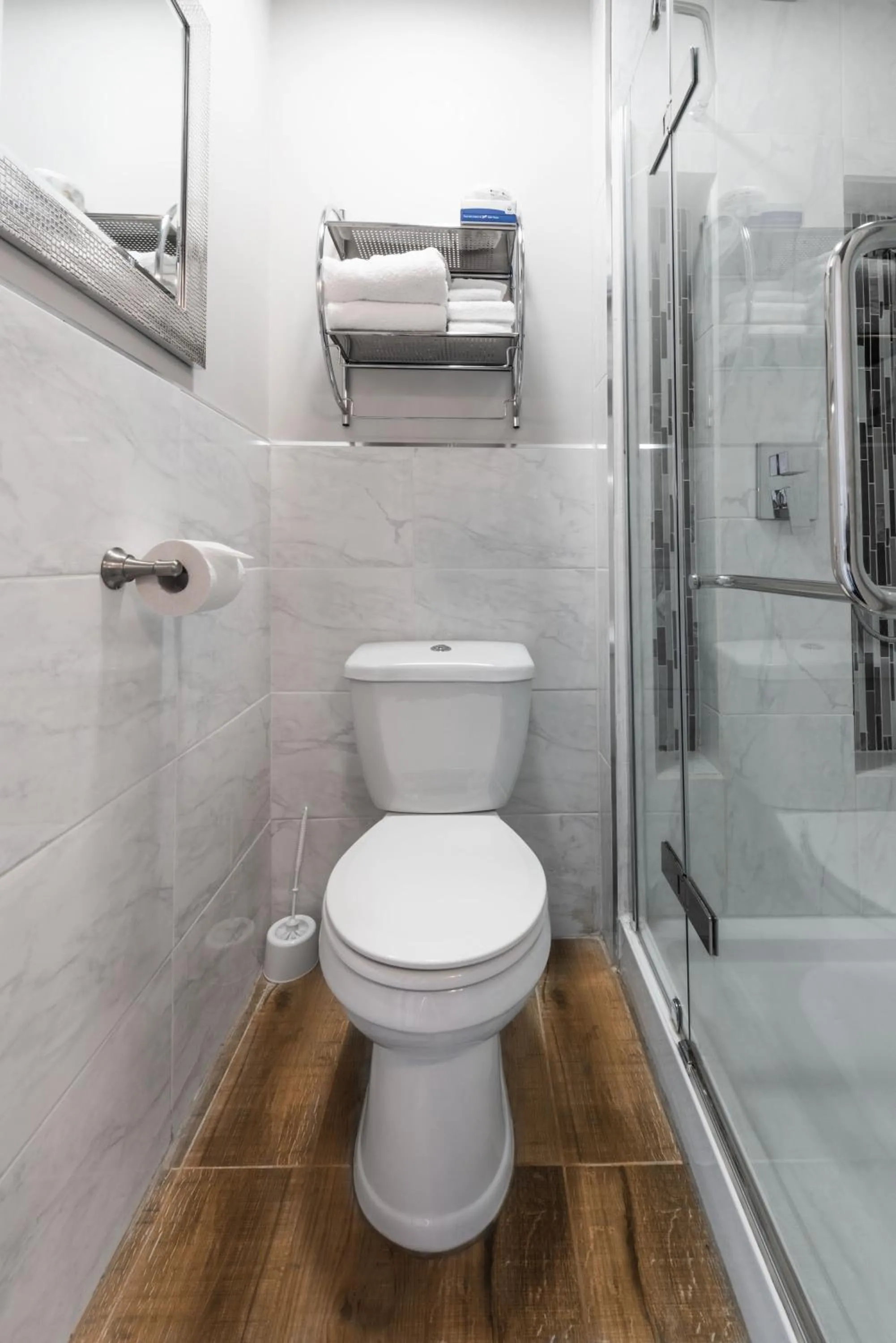 Bath in Le Chateau de Pierre - Par Aneyro