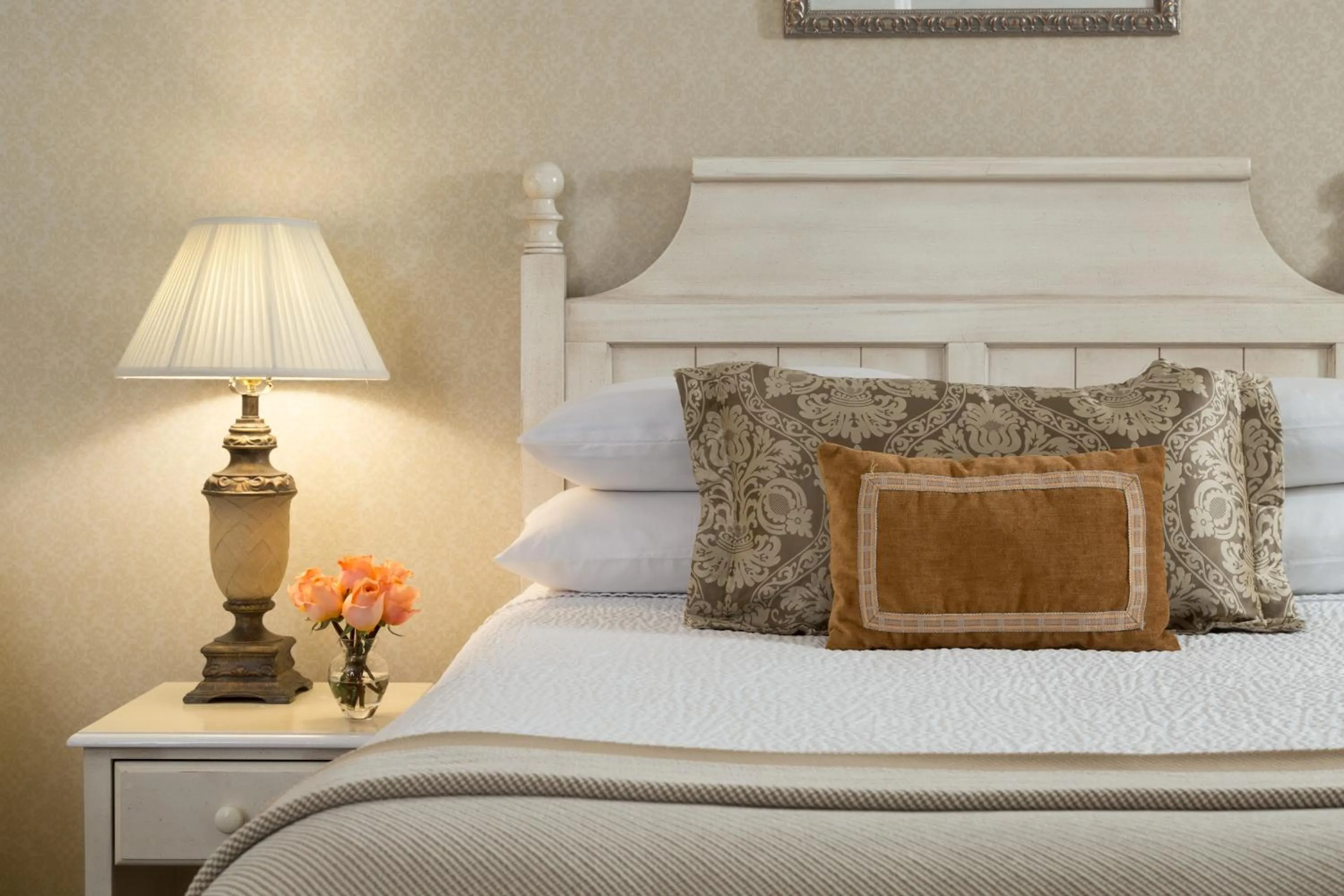 Bed in Linden Row Inn