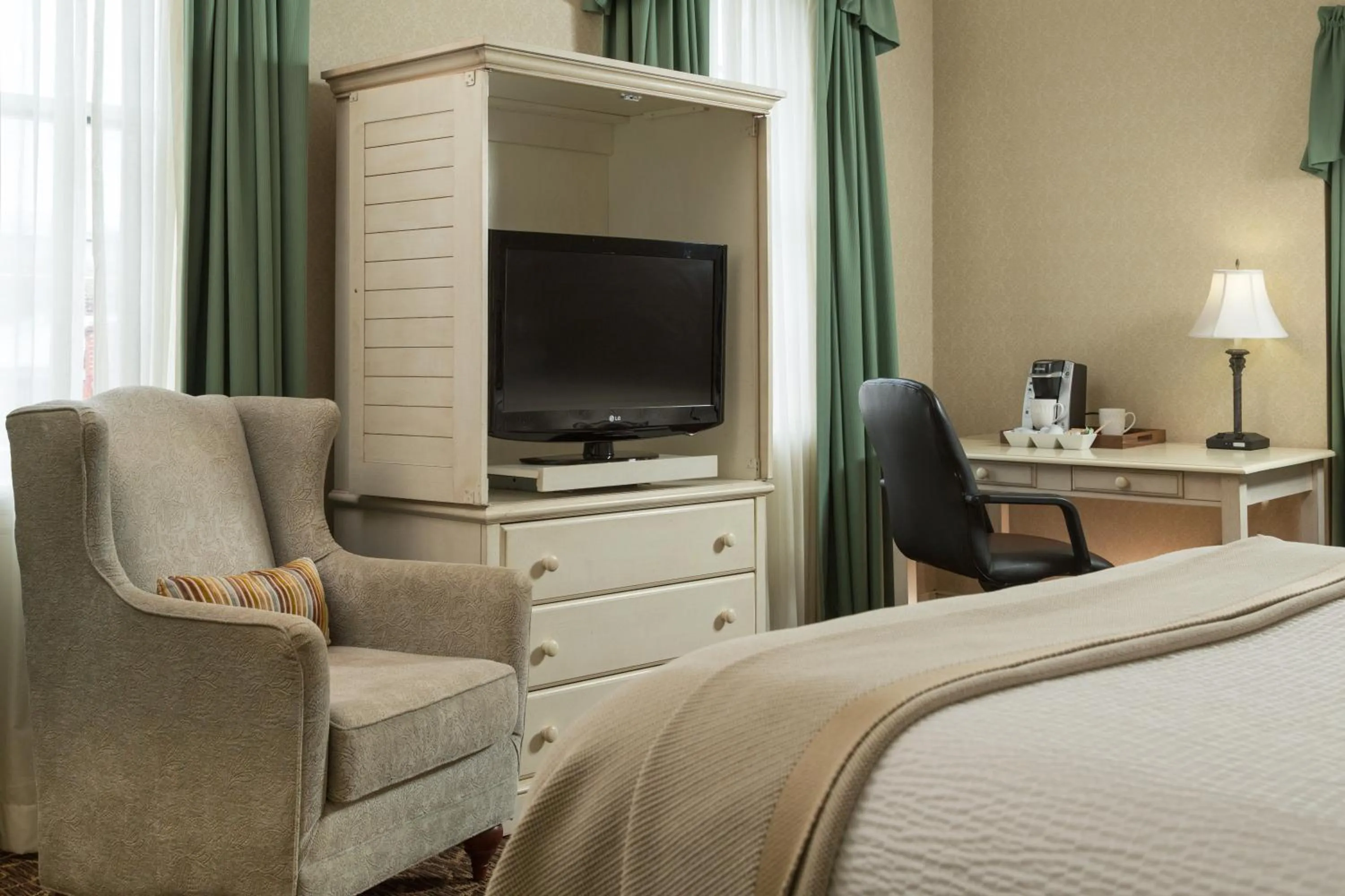 TV and multimedia, Bed in Linden Row Inn