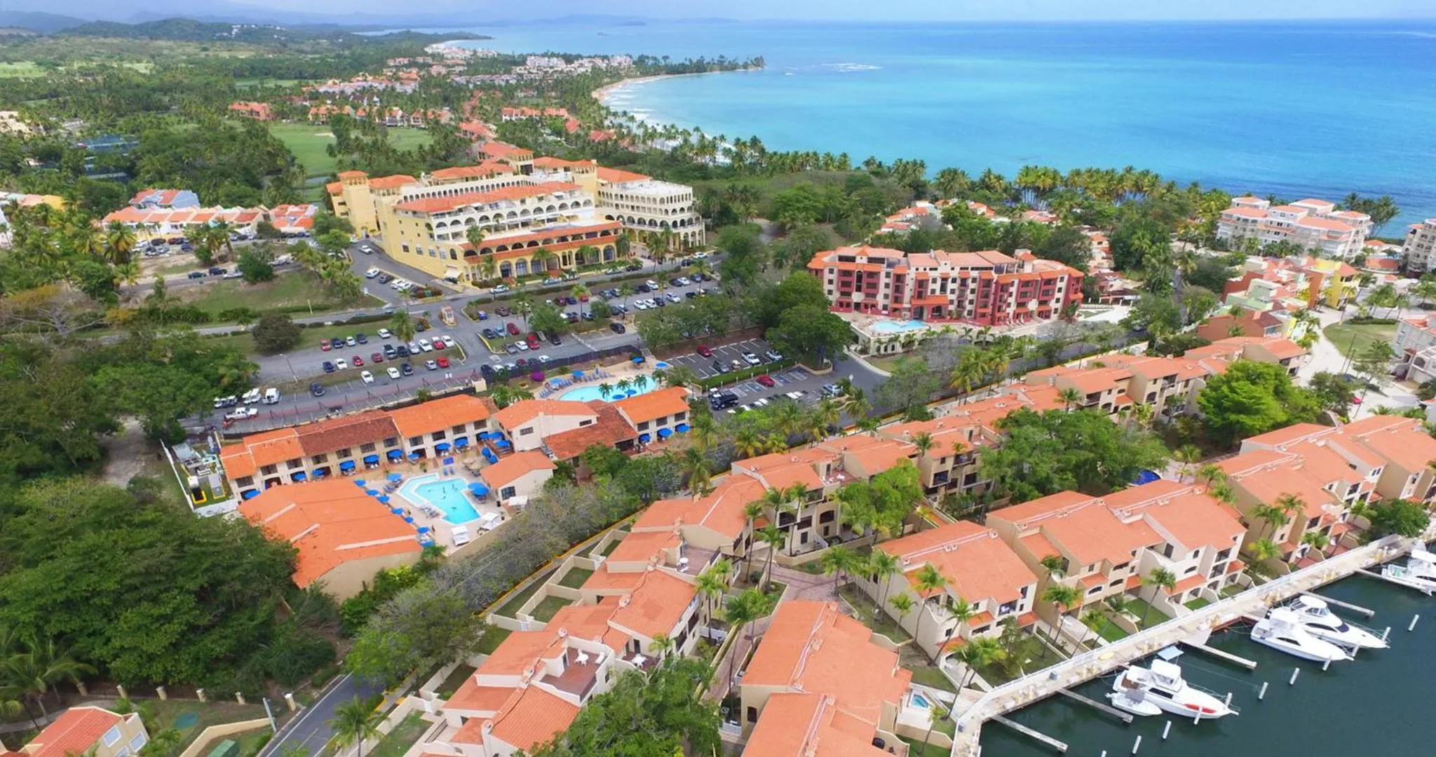 Property building in Park Royal Homestay Club Cala Puerto Rico