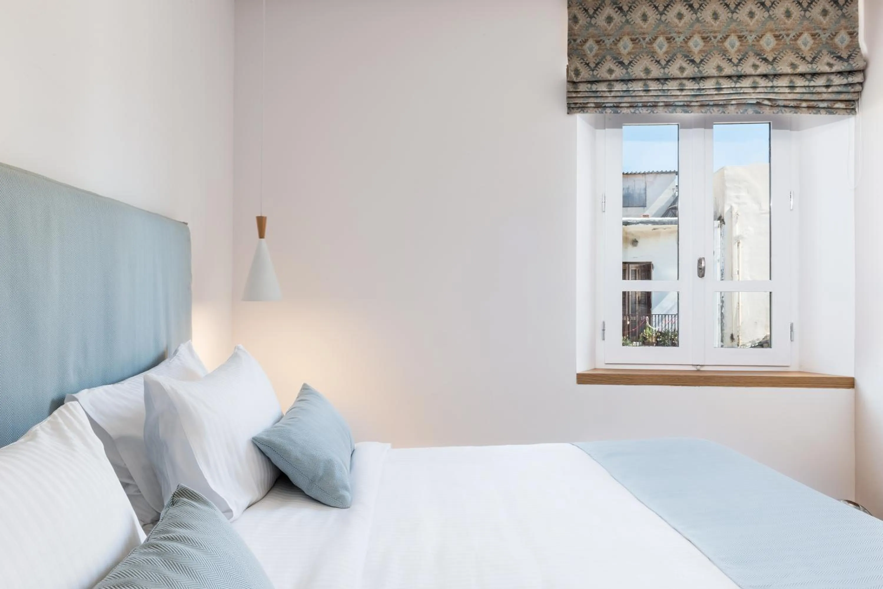 Bedroom, Bed in Avra Apartments Venetian Harbour