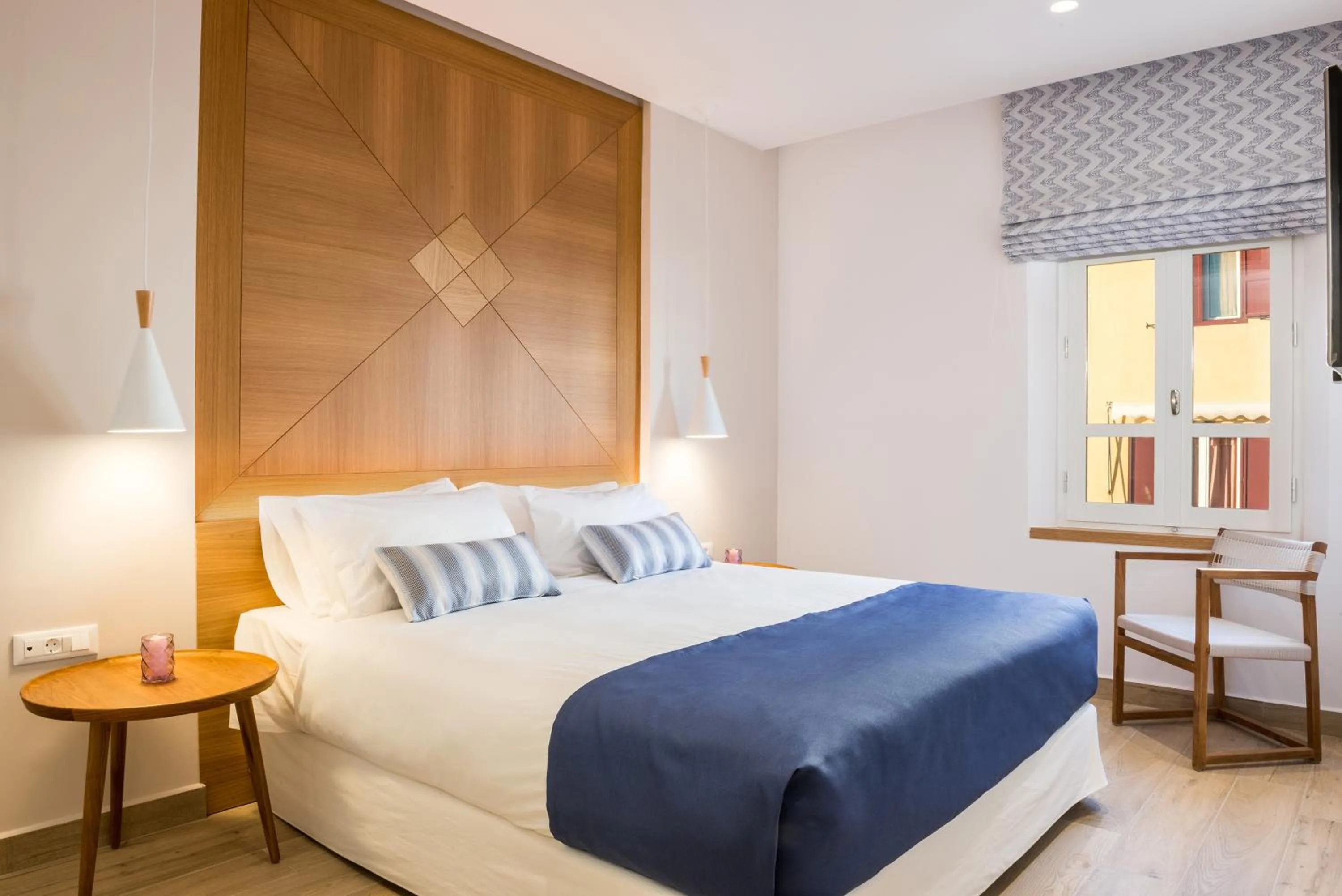 Bedroom, Bed in Avra Apartments Venetian Harbour