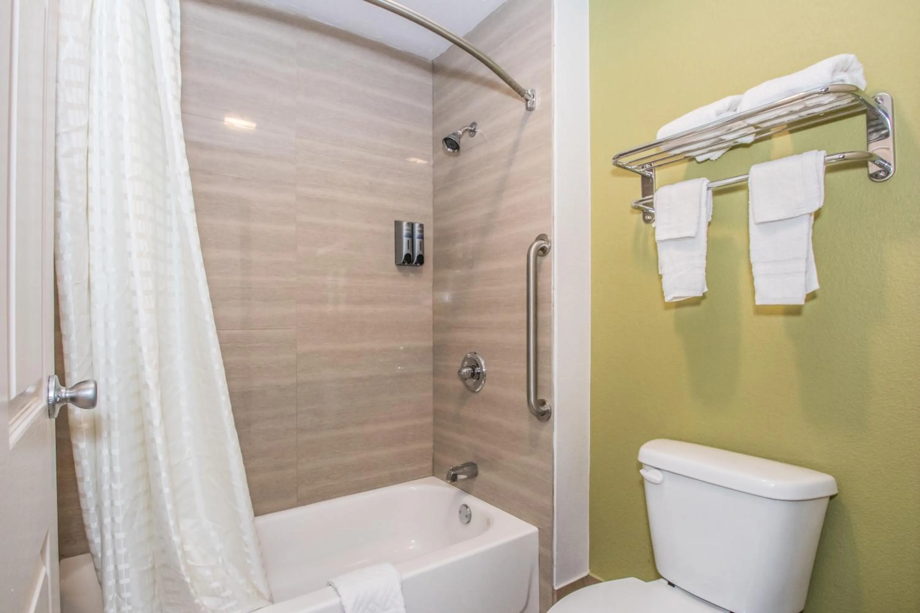 Bathroom in Americas Best Value Inn Fort Worth