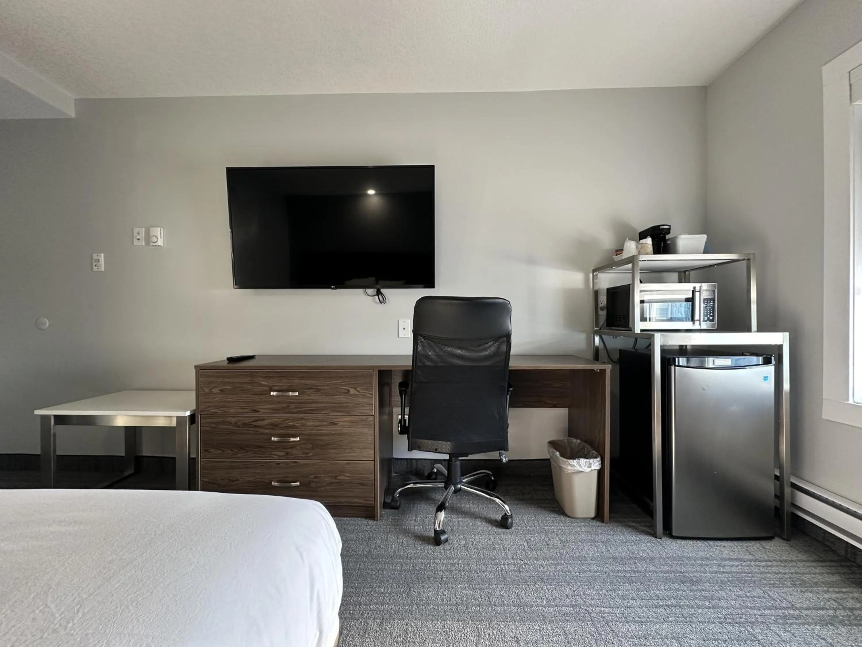 Bed in Travelodge by Wyndham Regina