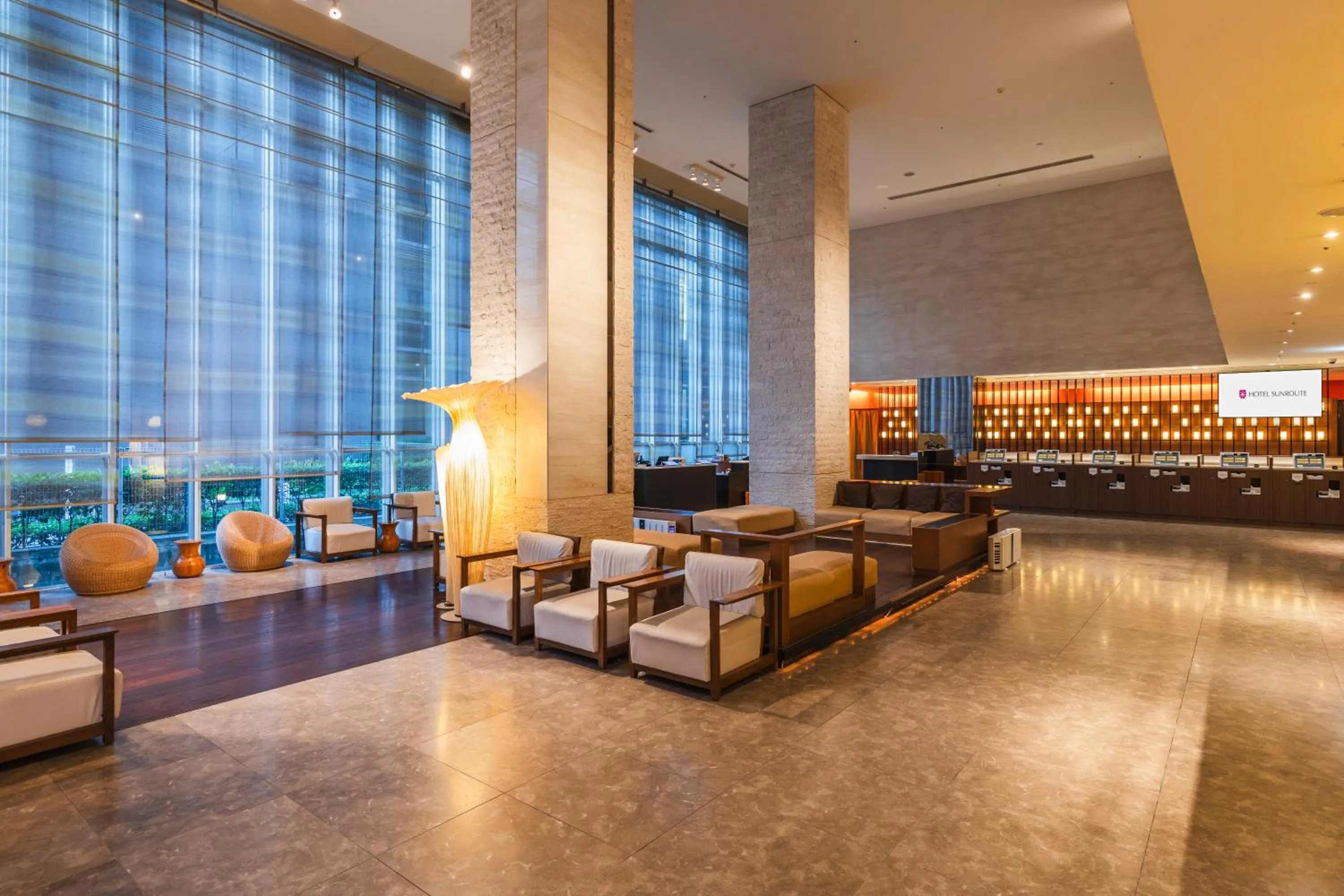 Lobby or reception in Hotel Sunroute Plaza Shinjuku