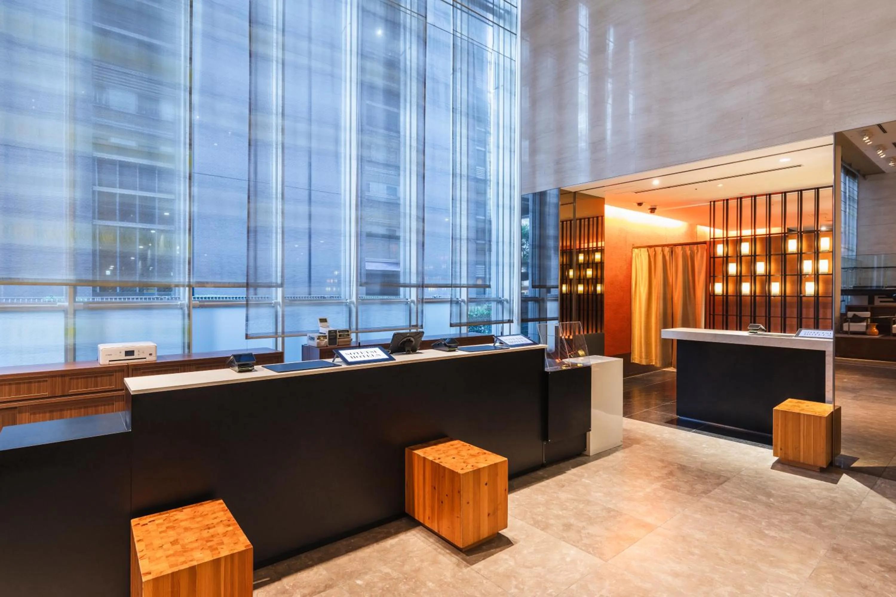 Lobby or reception in Hotel Sunroute Plaza Shinjuku