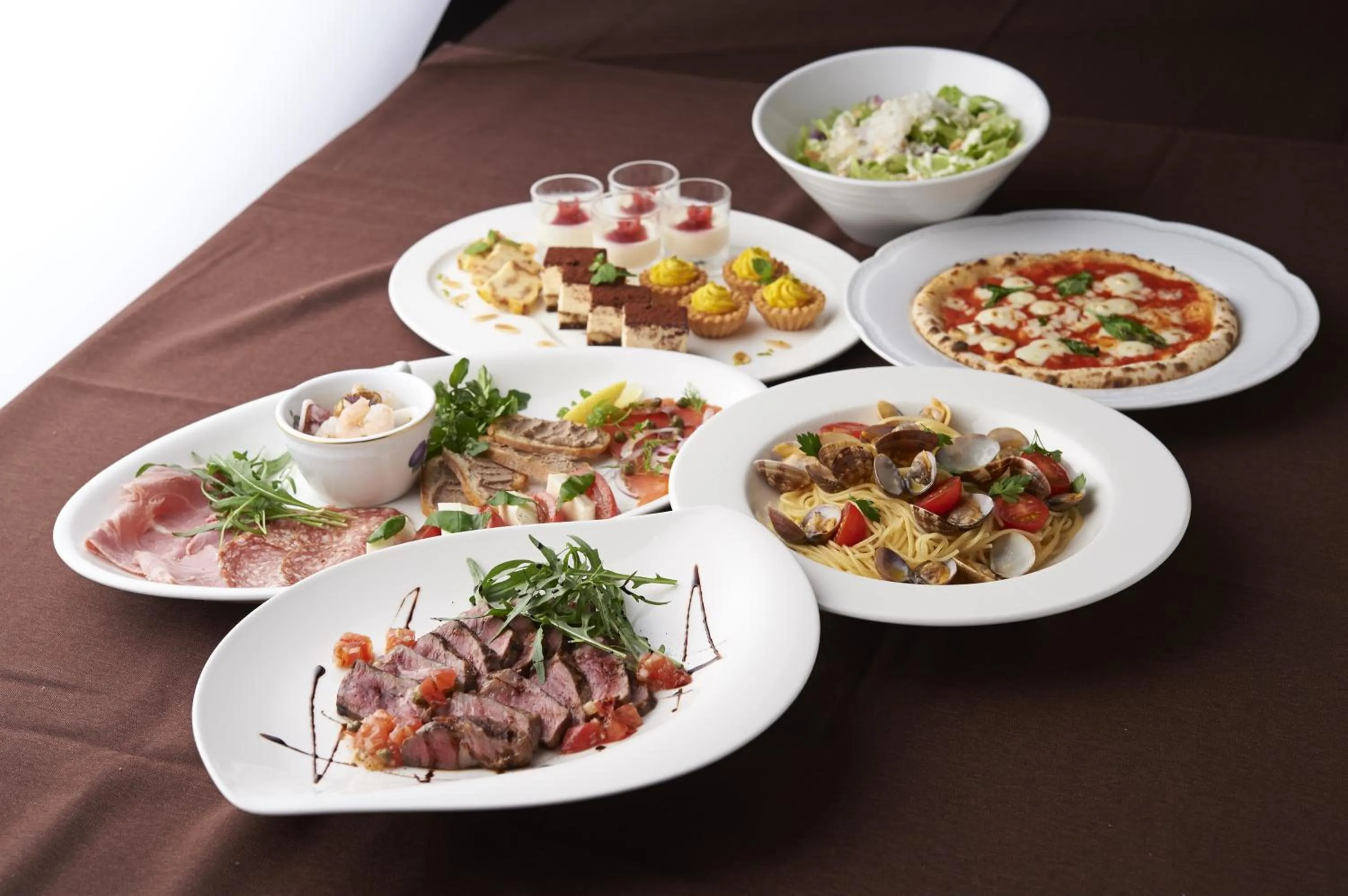 Food in Hotel Sunroute Plaza Shinjuku